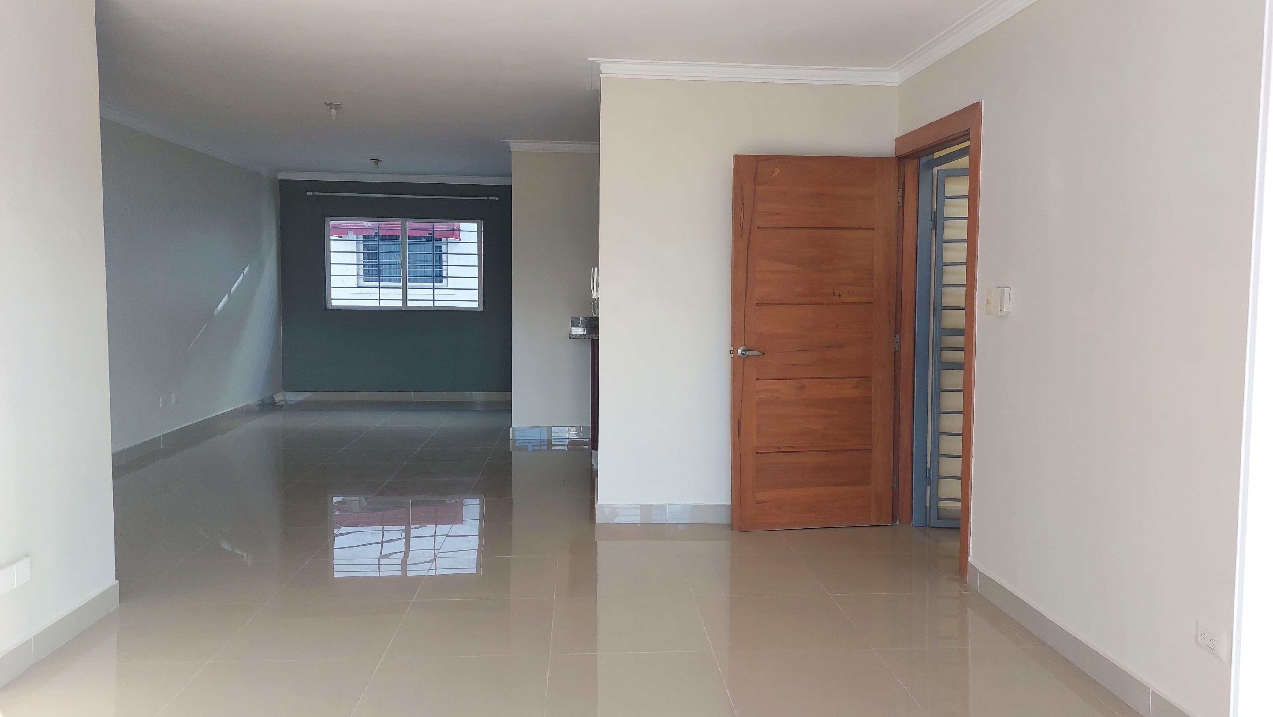 Tu próximo hogar te espera en Madelainne VII   Descubre este amplio apartamento de 124 m² diseñado para brindar comodidad, estilo y bienestar. Ubicado en el exclusivo residencial Madelainne VII