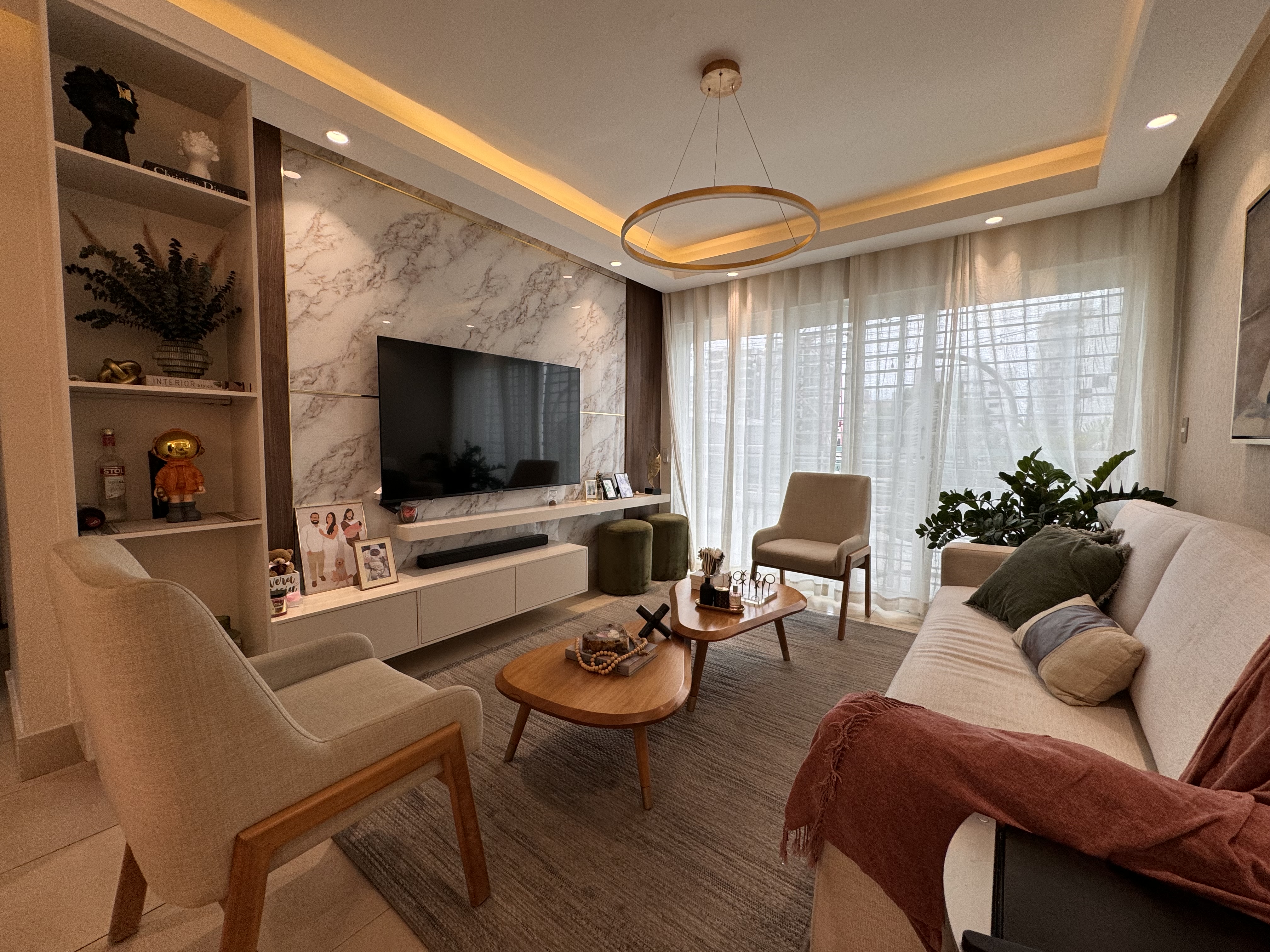 Apartamento con Terraza En Evaristo Morales