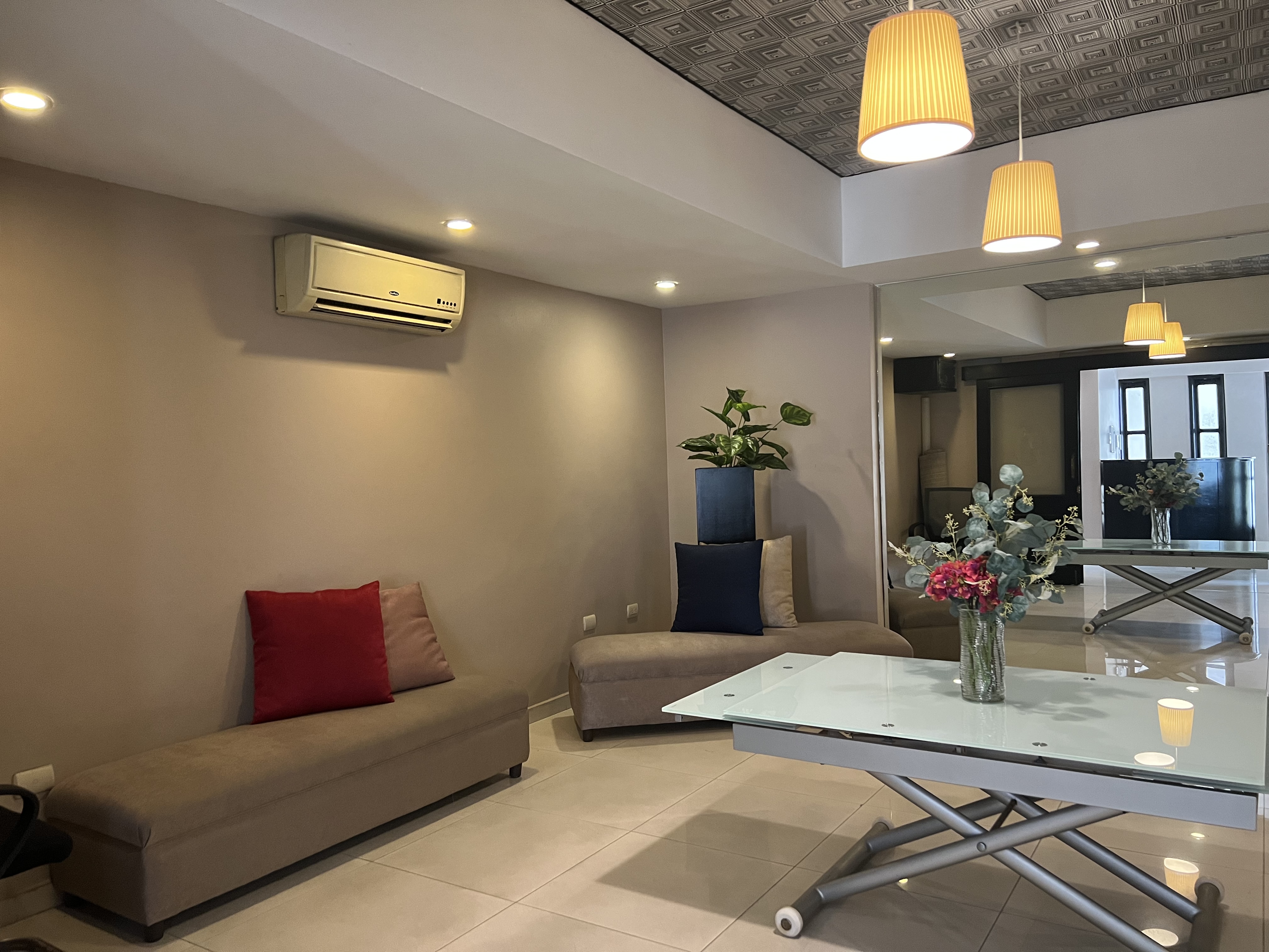 Alquier en hermosa Torre de Naco