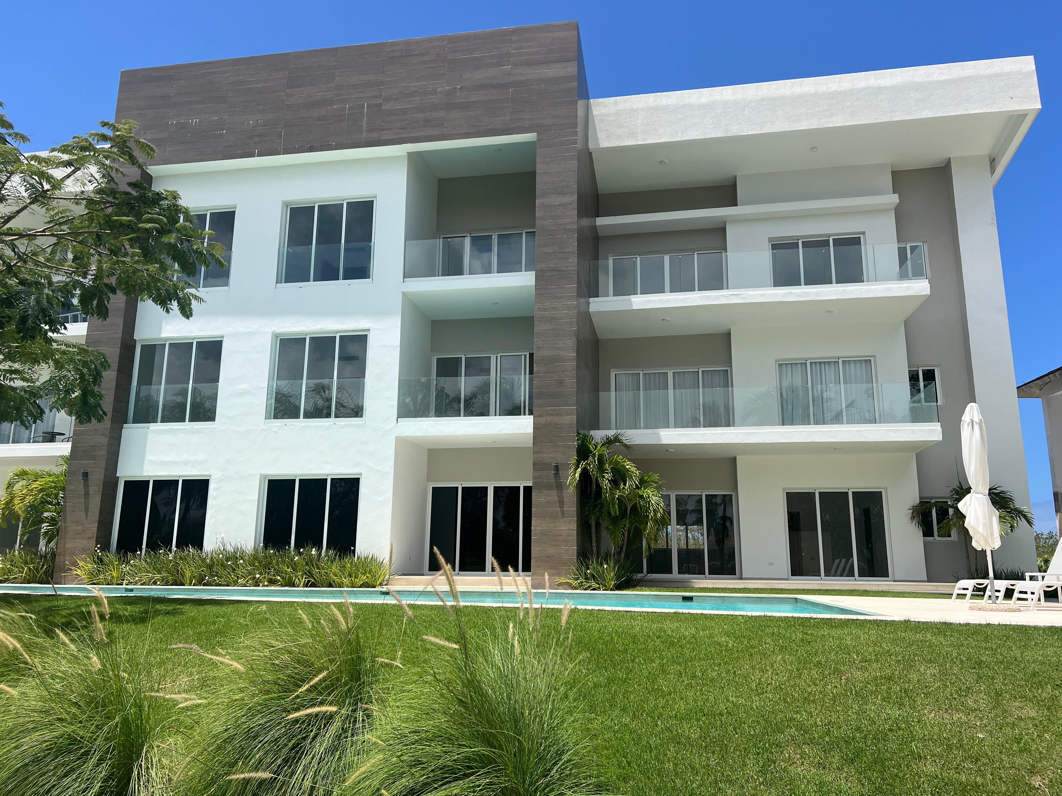 Amplio apartamento en venta/alquiler cocotal