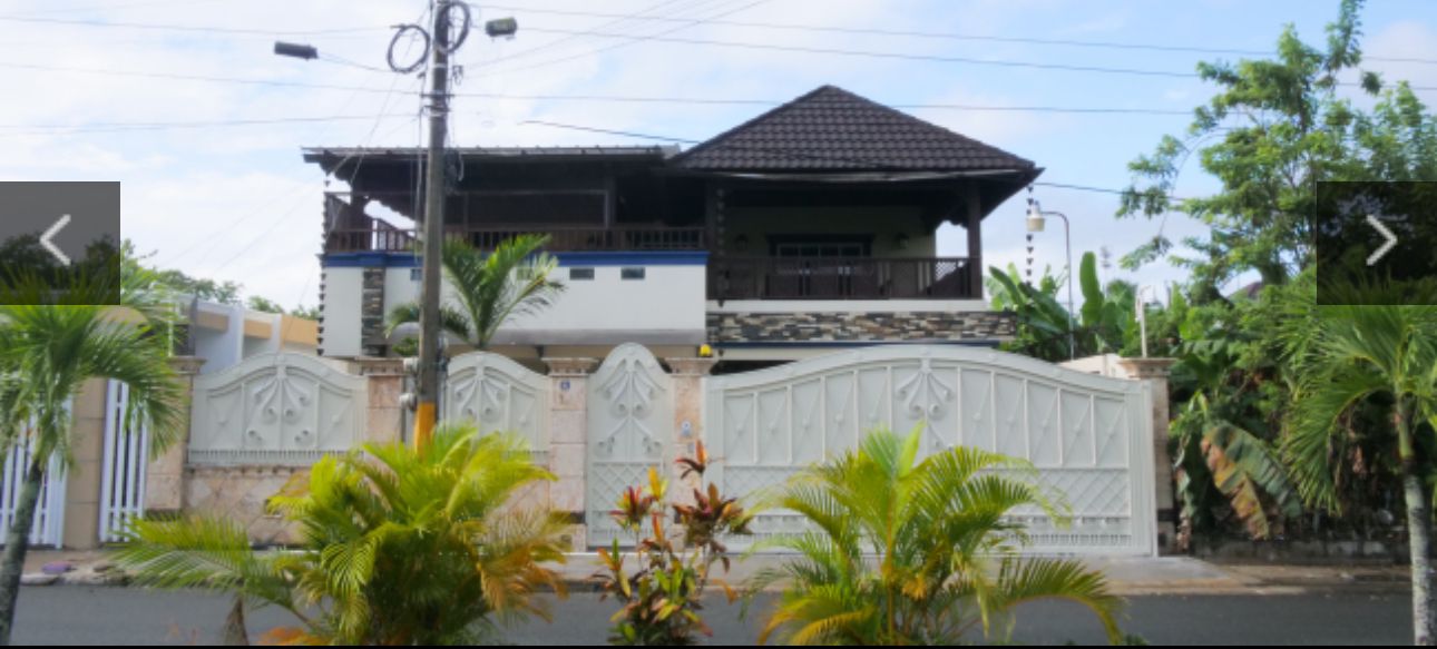 ESPACIOSA CASA DE DOS NIVELES EN SAN FRANCISCO DE MACORIS.