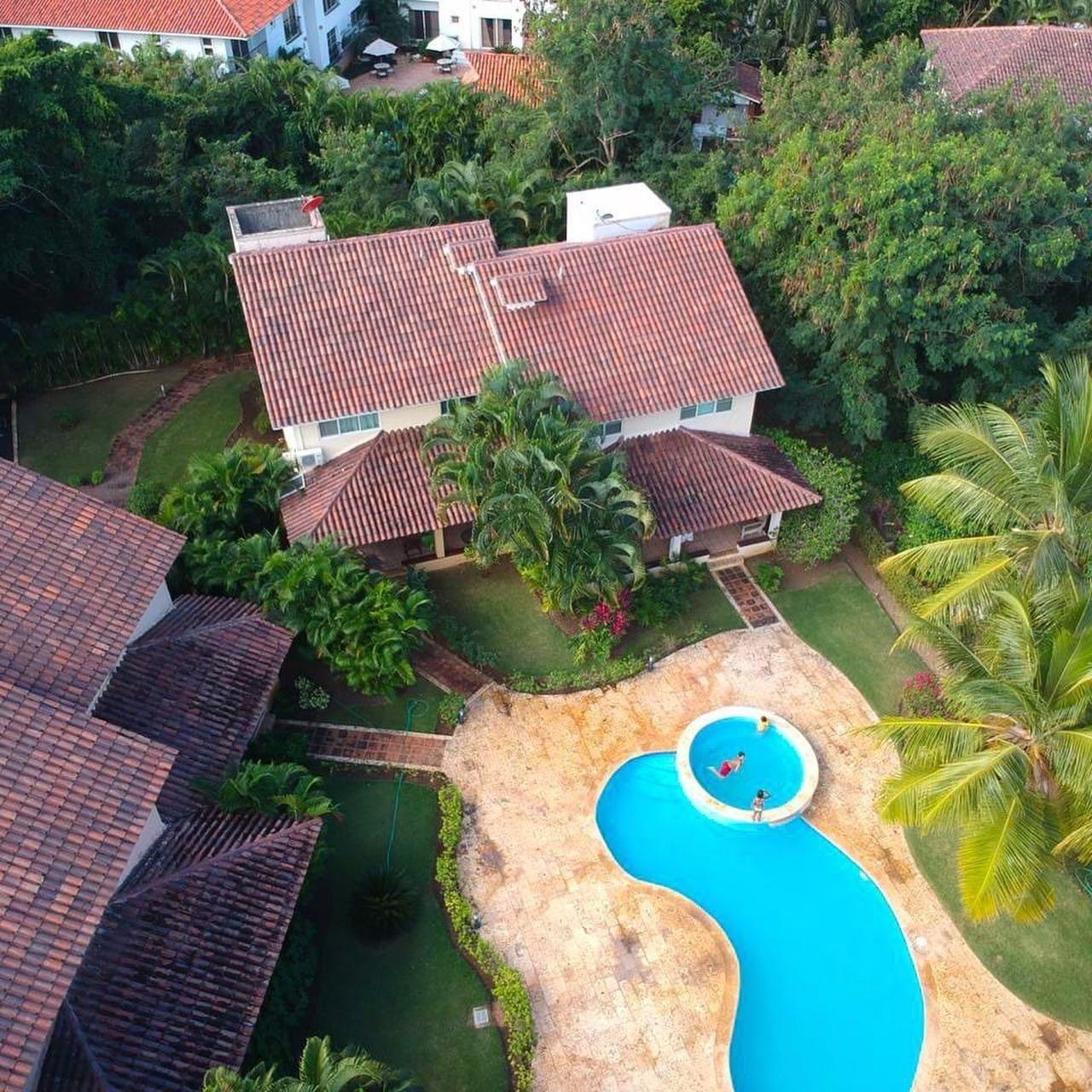 Acogedor y amplio Town House en Metro Country Club