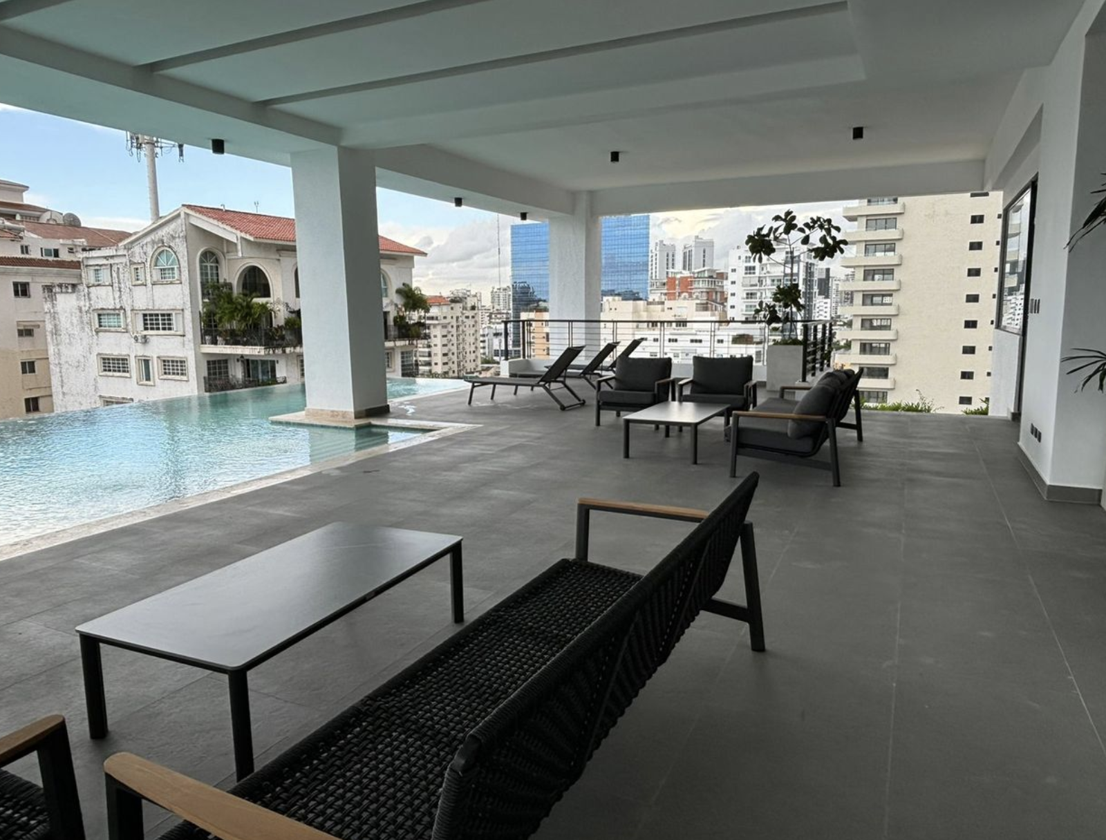 Hermoso apartamento en alquiler en Naco.