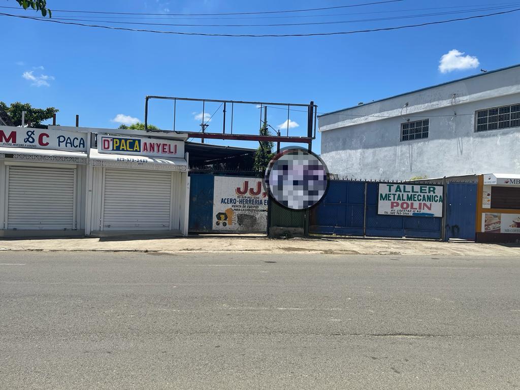 Amplio terreno en zona comercial Av.Libertad San Francisco de Macoris