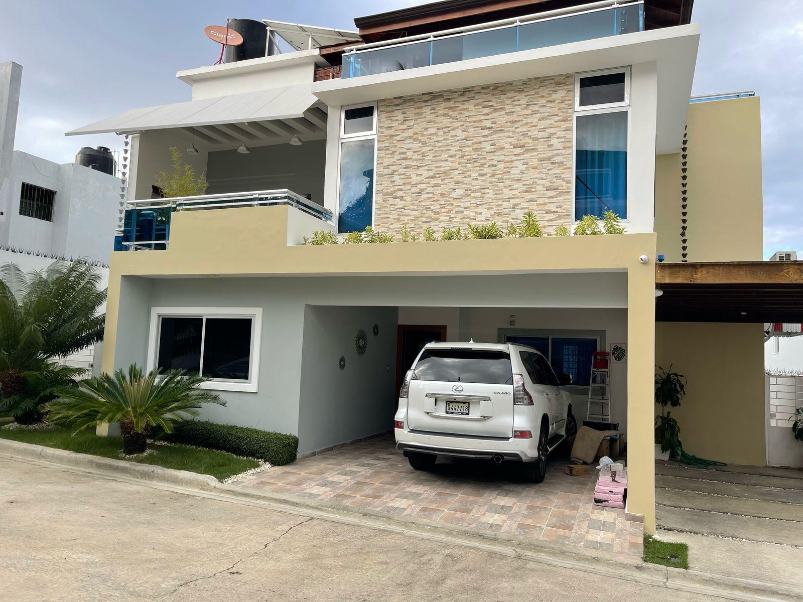 Casa Moderna en Venta en Residencial Privado – 420m², 4 Habitaciones, Terraza y Picuzzi en Puerto Plata