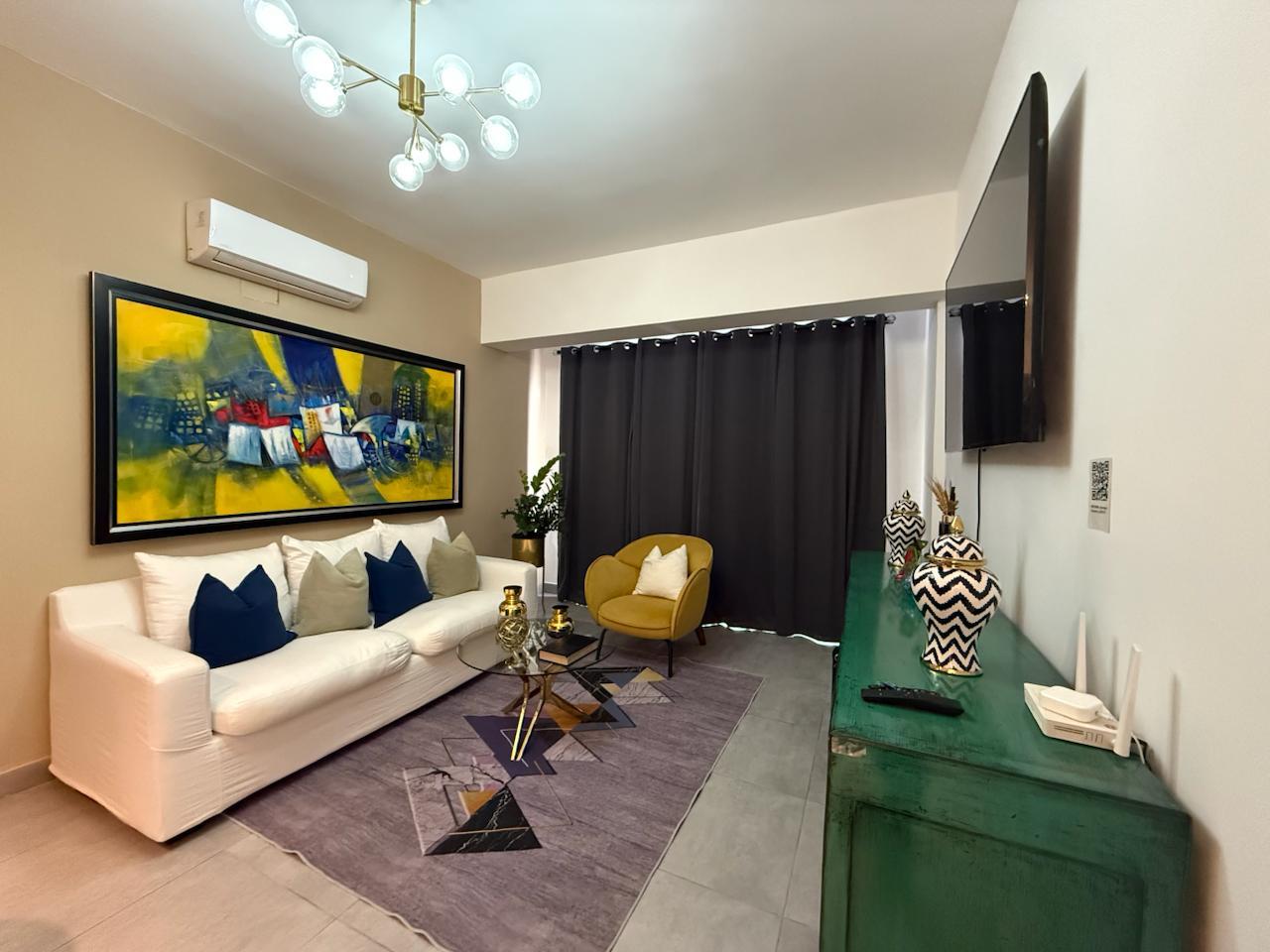 ¡Vive con Estilo en Bella Vista! Apartamento Moderno con Área Social de Ensueño