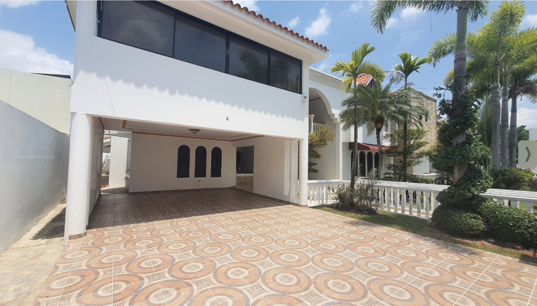 SE VENDE CASA EN SANTIAGO