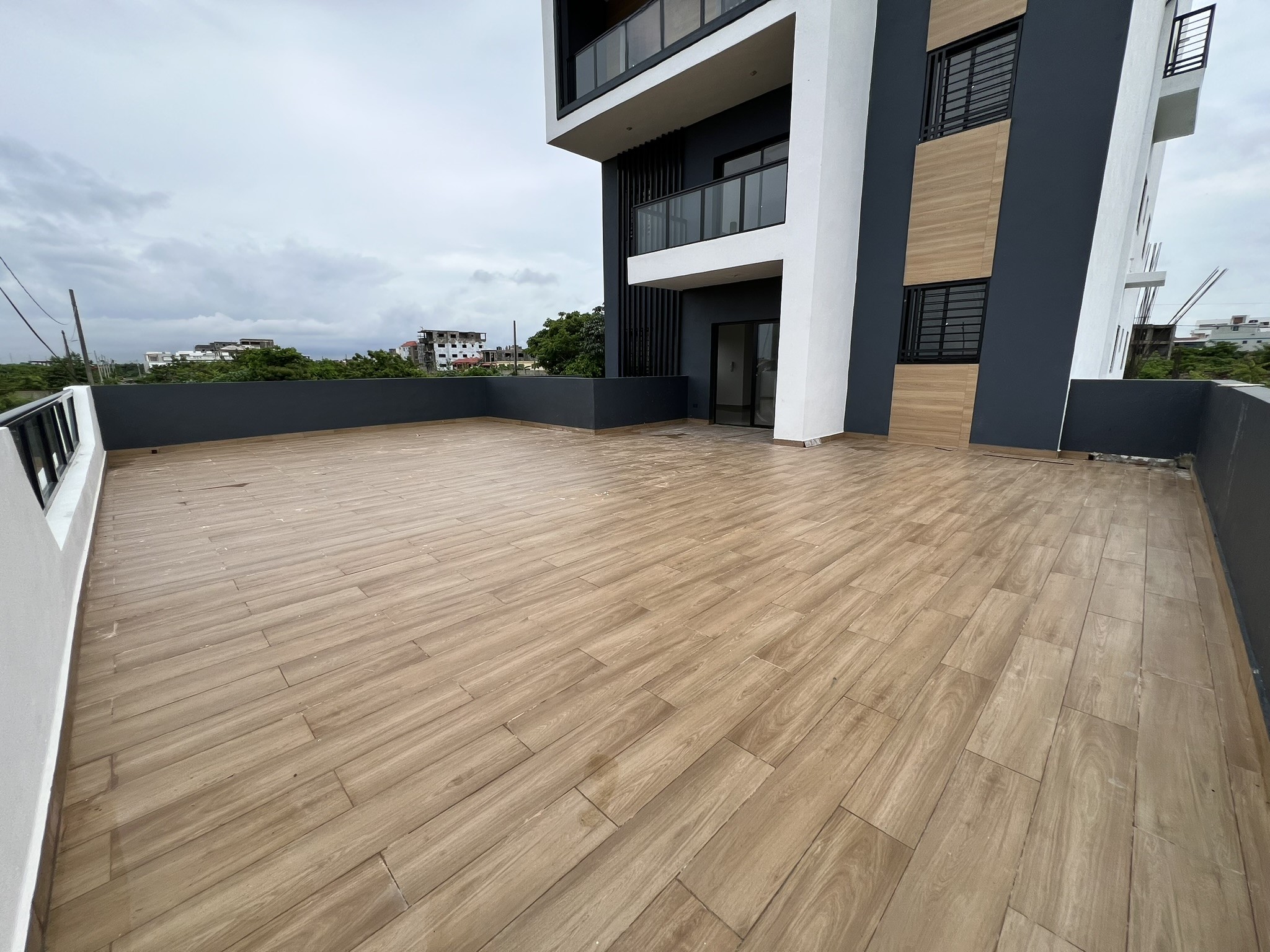 Segundo Nivel con 80mts de Terraza en Prado Oriental