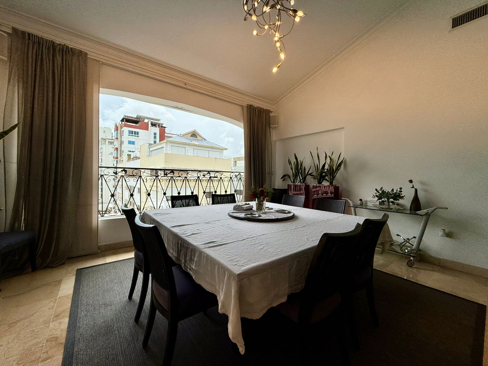 Penthouse en naco con Terraza y Jacuzzi