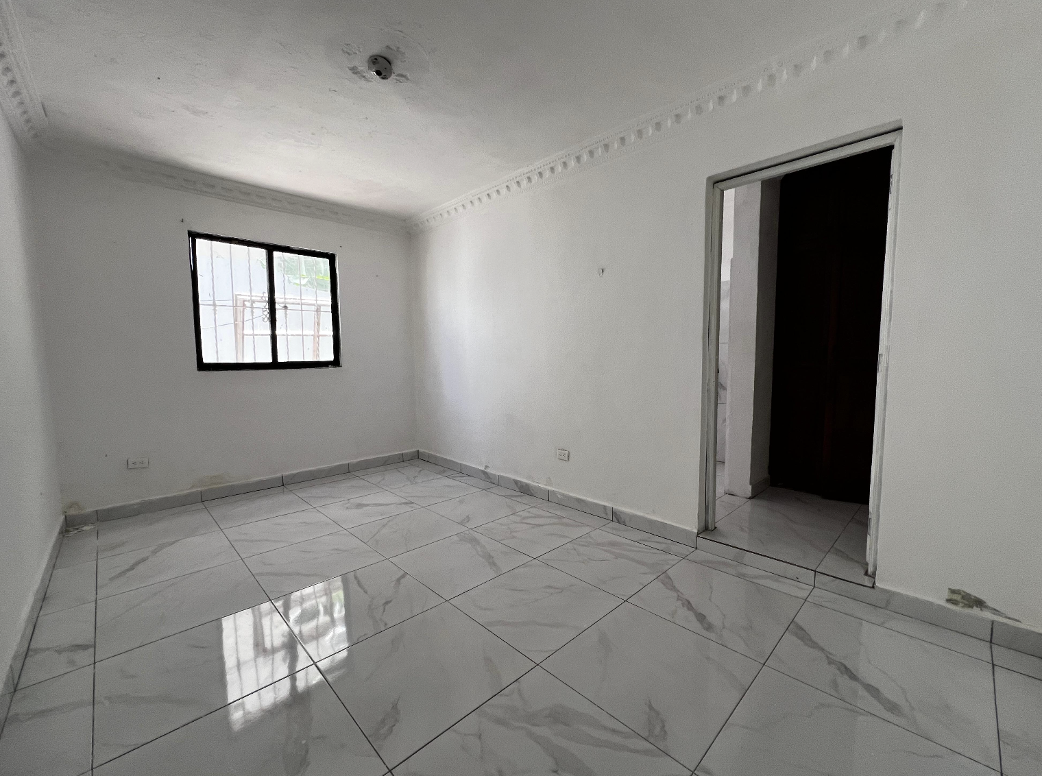 Vendo casa duplex en Tropical del Este