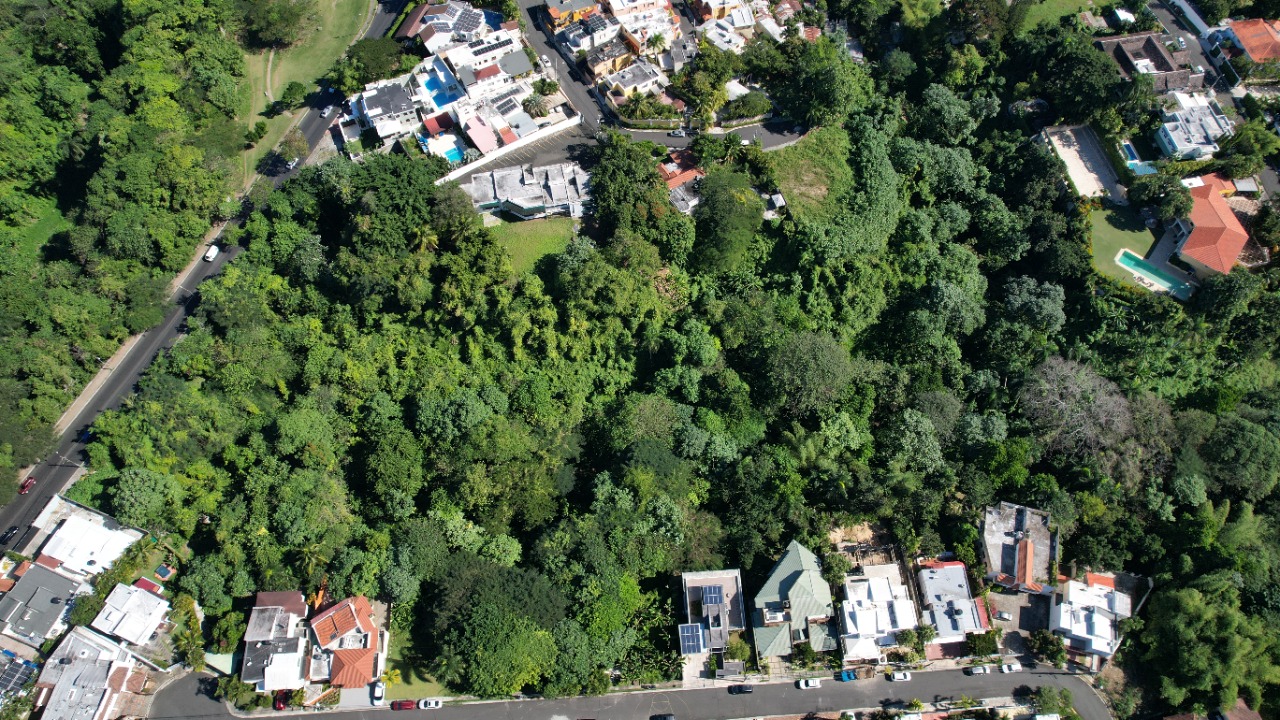 Terreno en Los Pinos