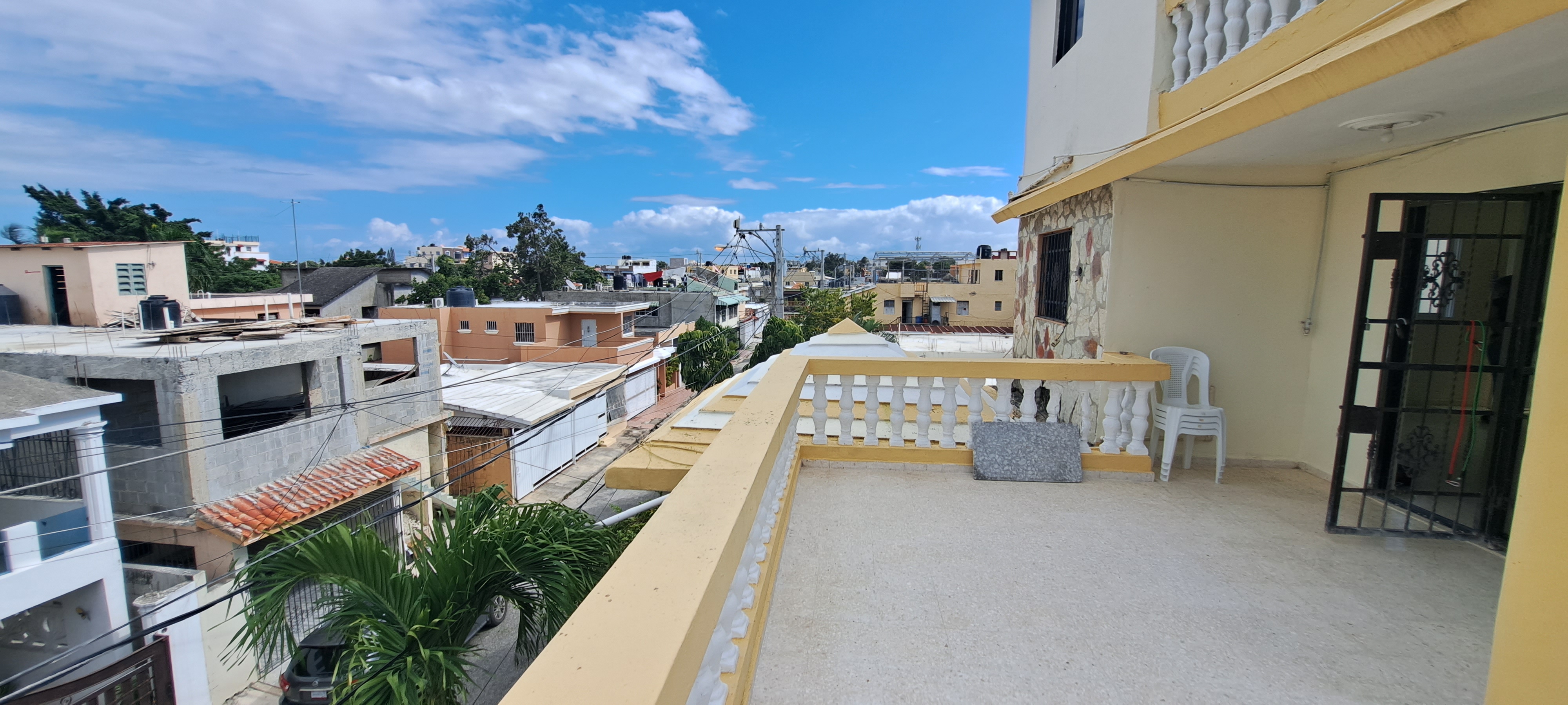 Vendo propiedad de 4 apartamentos Zona Oriental