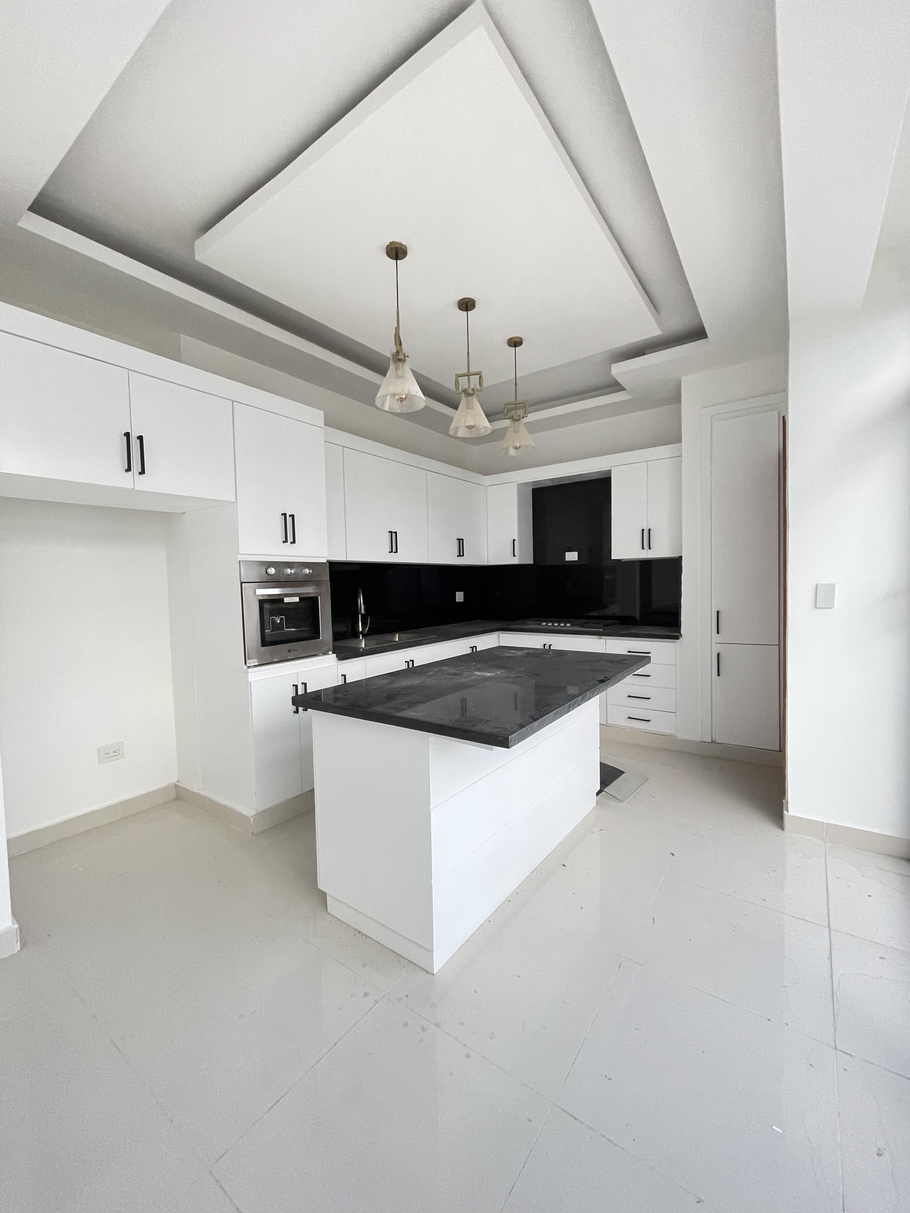 Hermosa casa en venta en Los Llanos de Gurabo, Santiago