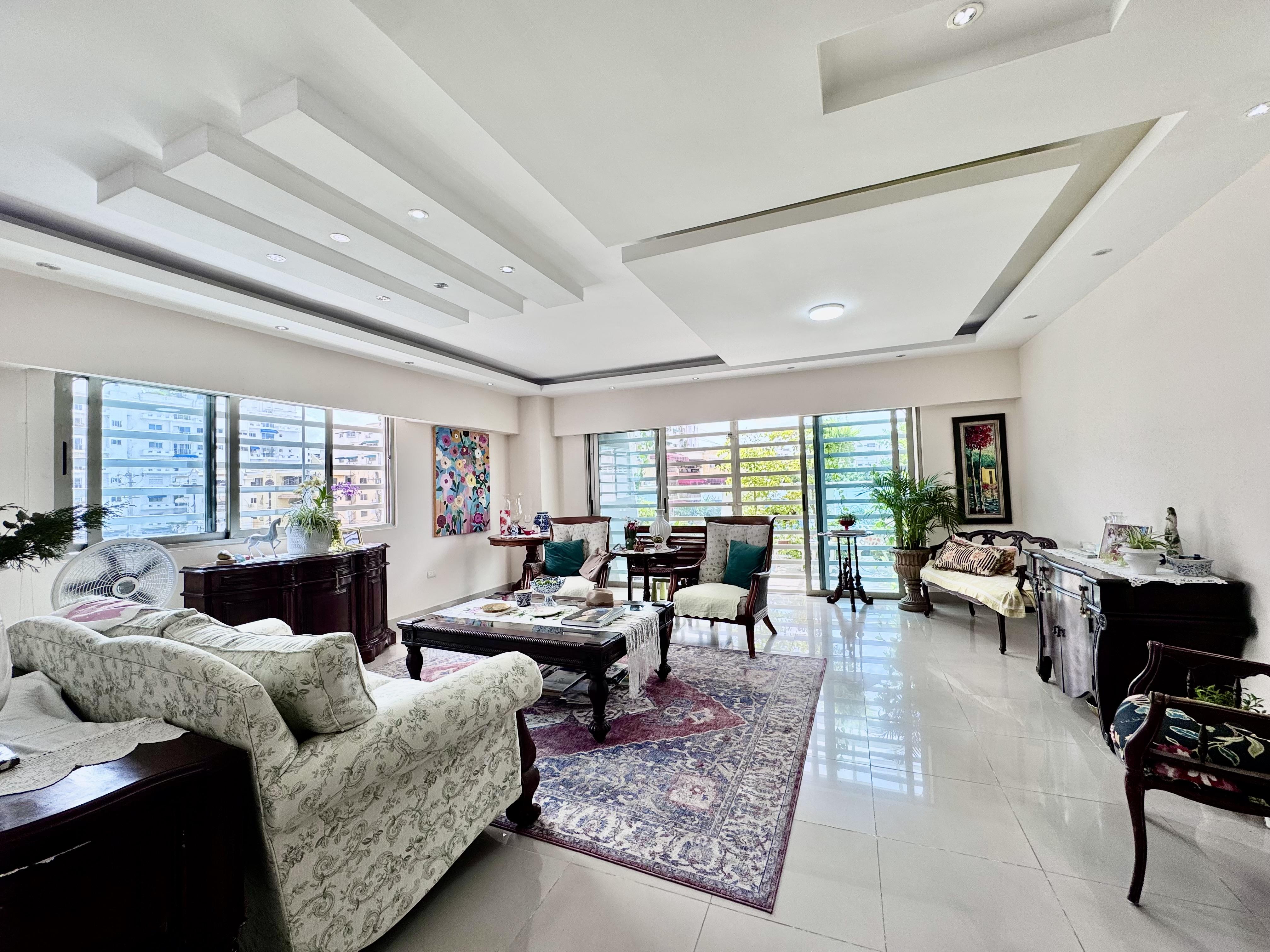 📍 Evaristo Morales | Santo Domingo ✨ Exclusivo apartamento de 3 habitaciones en una torre netamente familiar, diseñado para quienes buscan amplitud, comodidad y una excelente ubicación.