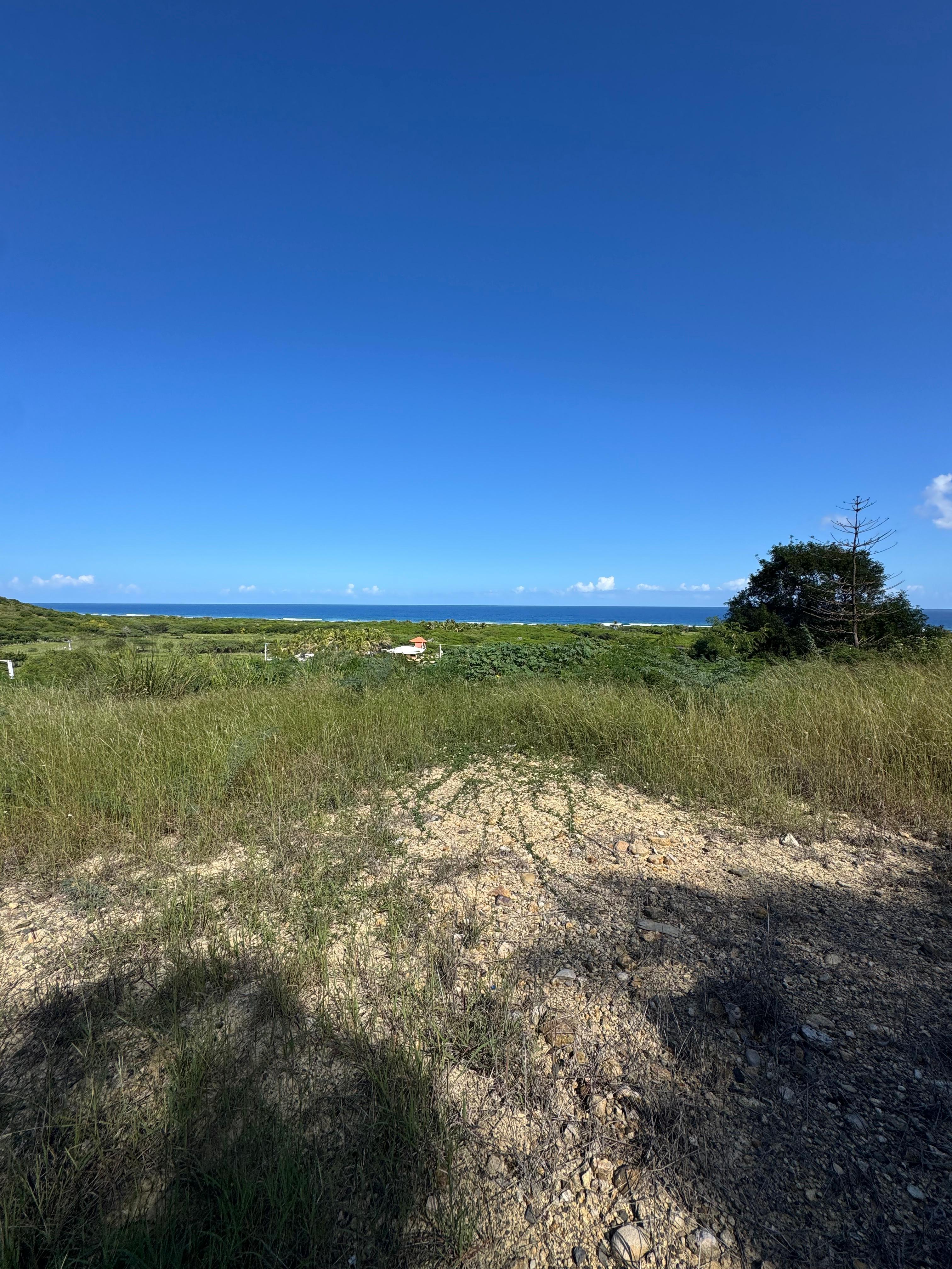 Se vende terreno con vista al mar en Punta Rucia