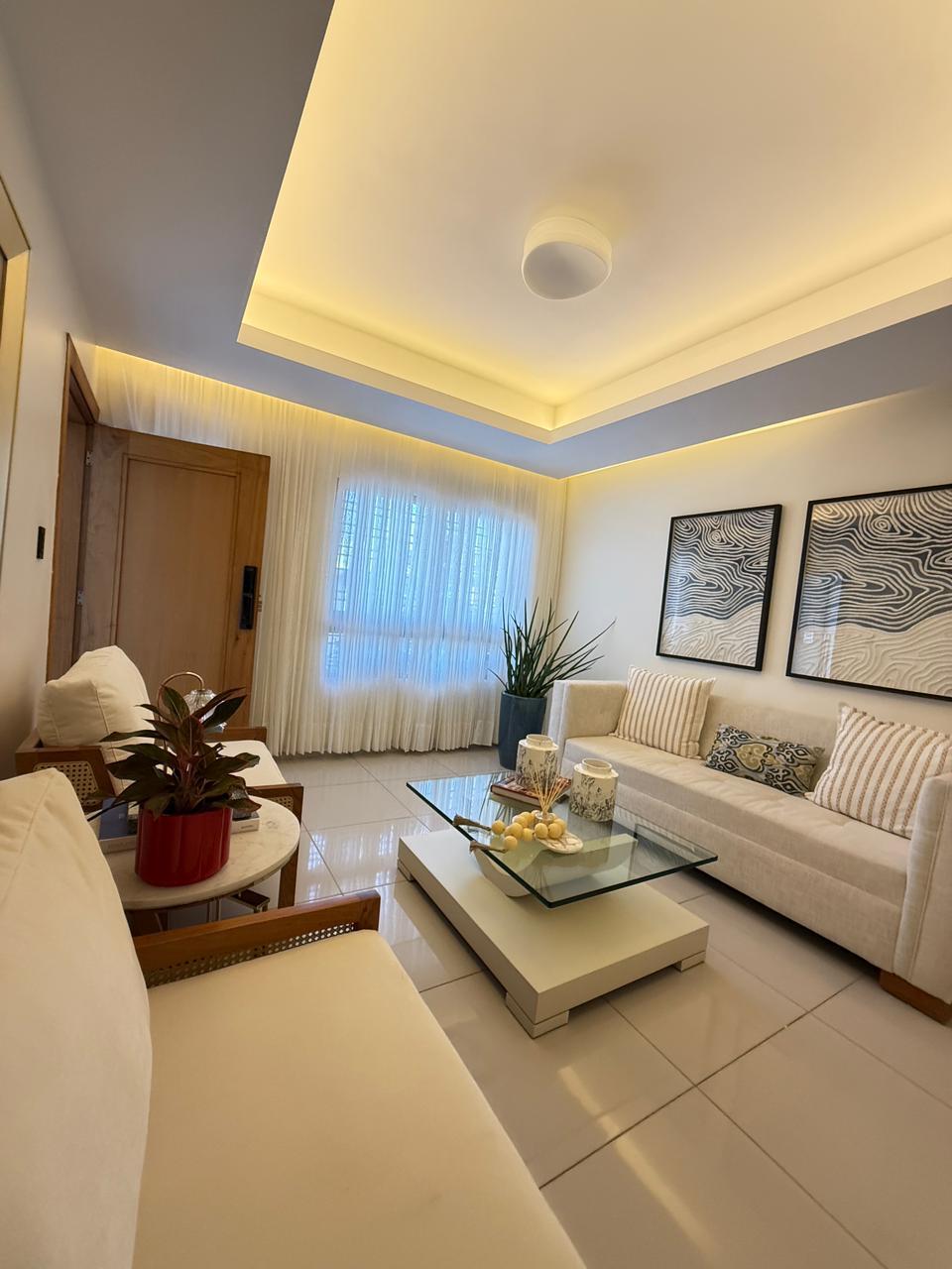 "Oportunidad Única: Apartamento en Venta con Patio, Cocina Moderna y Baño Privado en la Suite Principal"