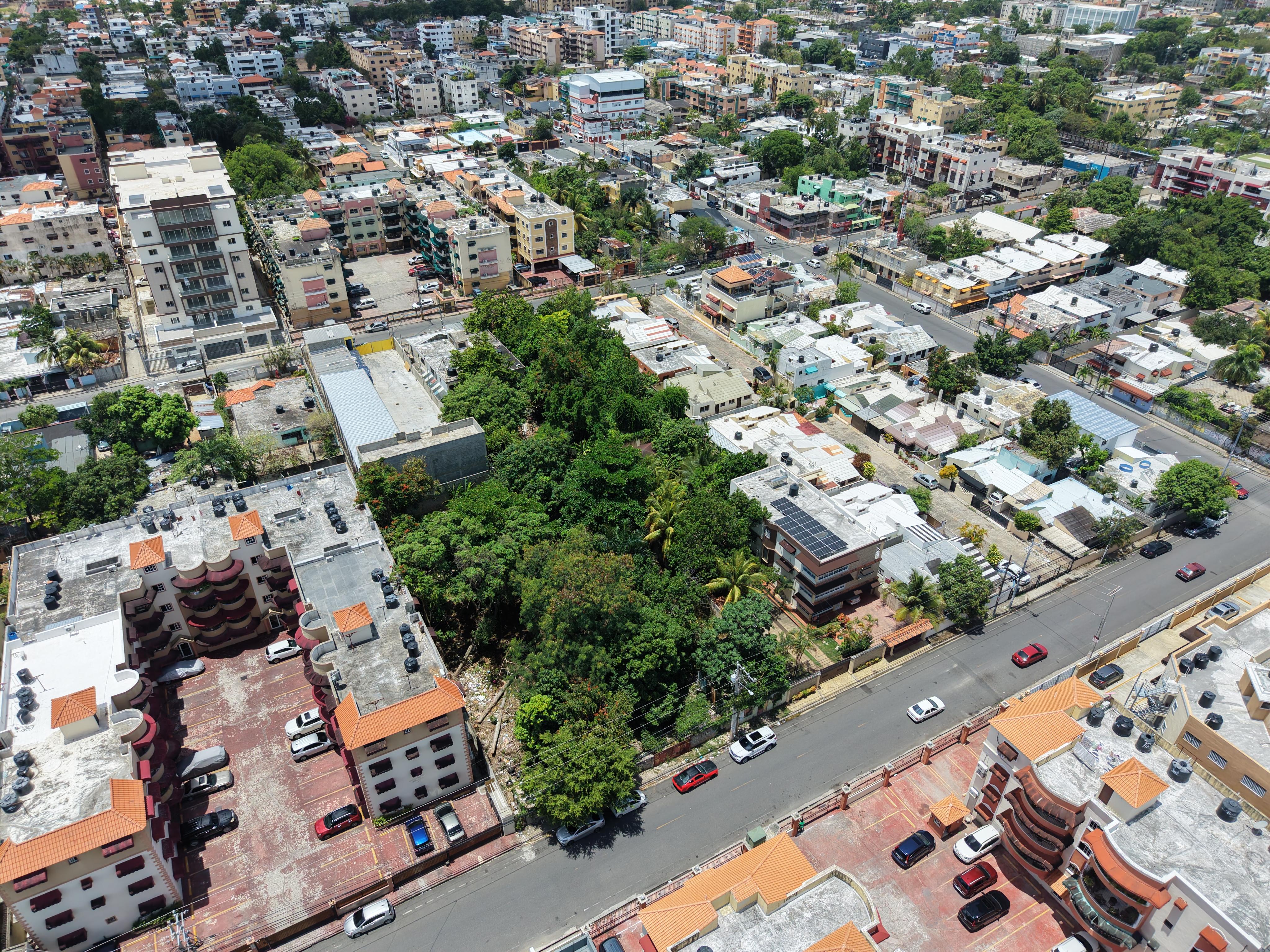 Lot in Alma Rosa Ii
