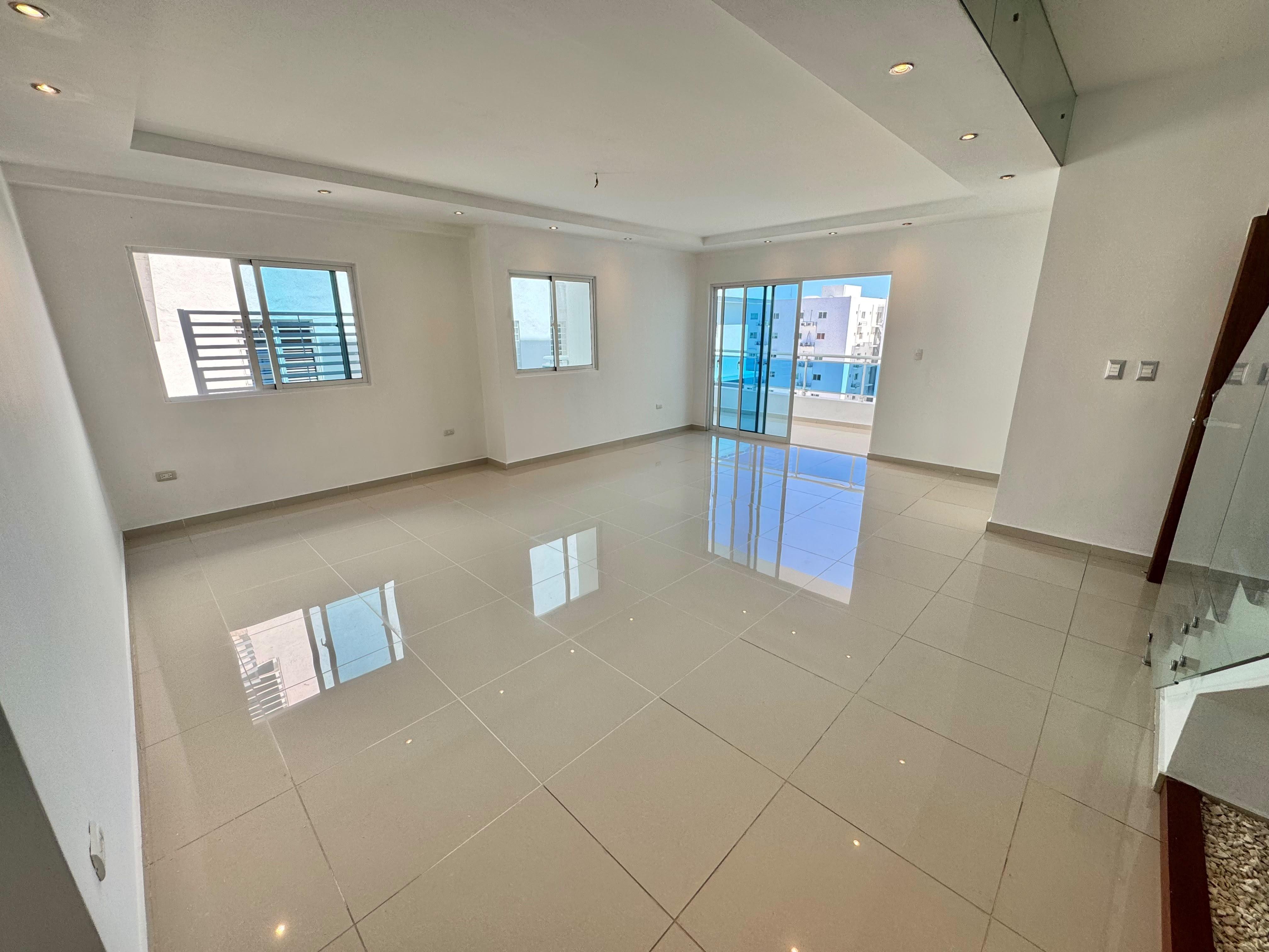 Penthouse in Evaristo Morales