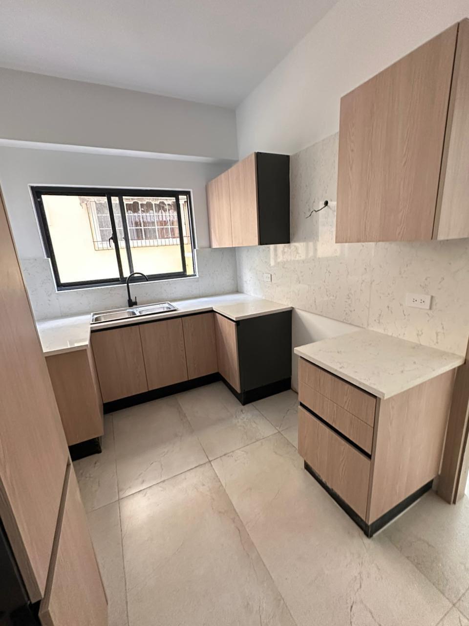 Apartamento nuevo de 1 habitación en Evaristo Morales | 65 m²