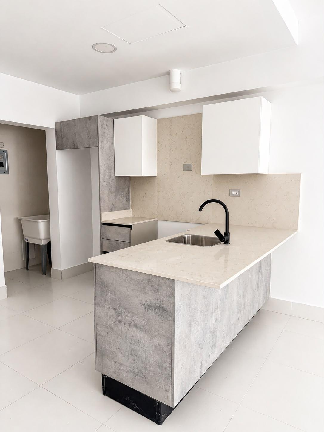 Apartamento nuevo en Piantini de 1 habitación | 76 m² con piscina y gimnasio