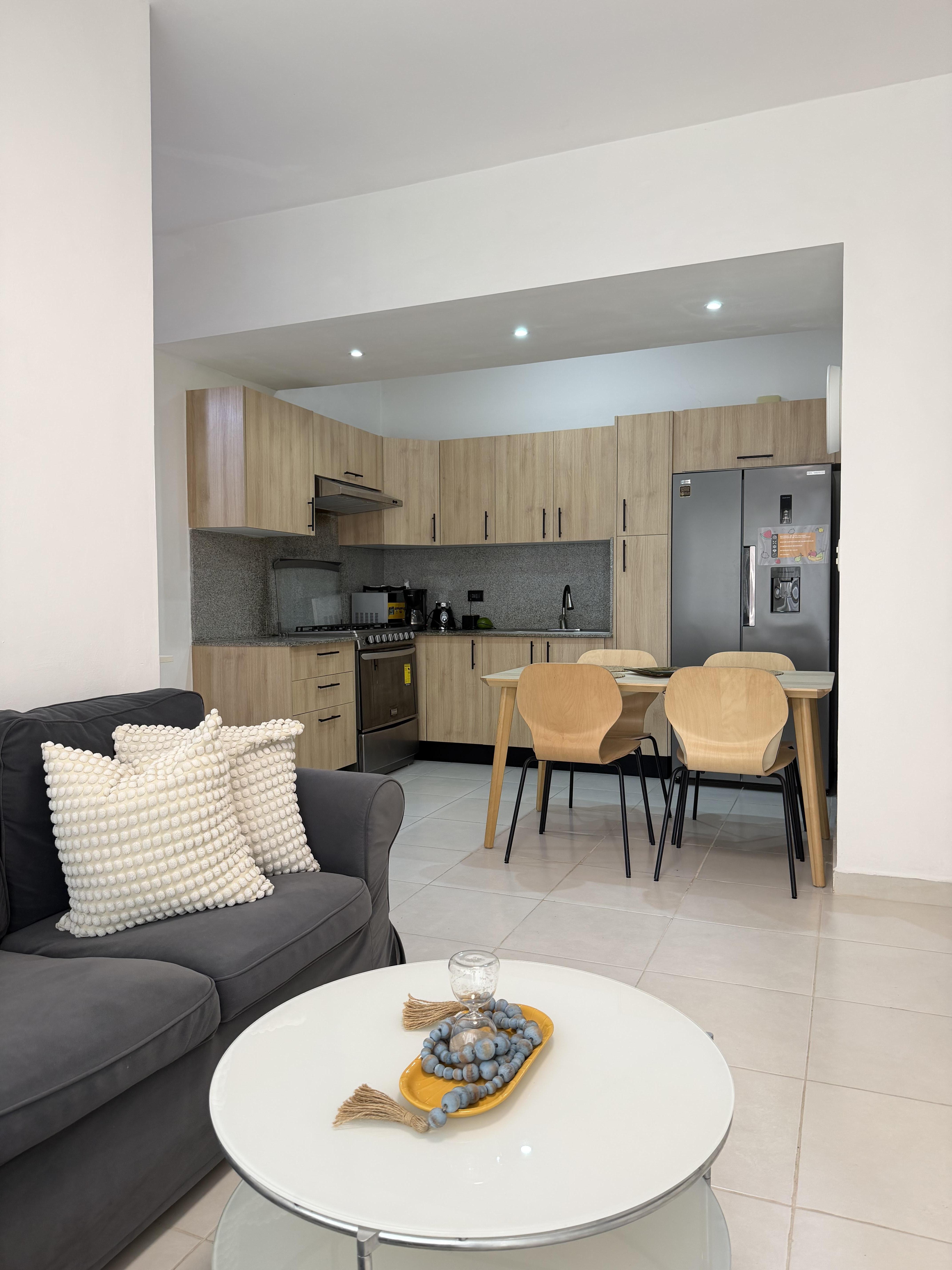 Apartamento amueblado de 2 habitaciones en Arroyo Hondo