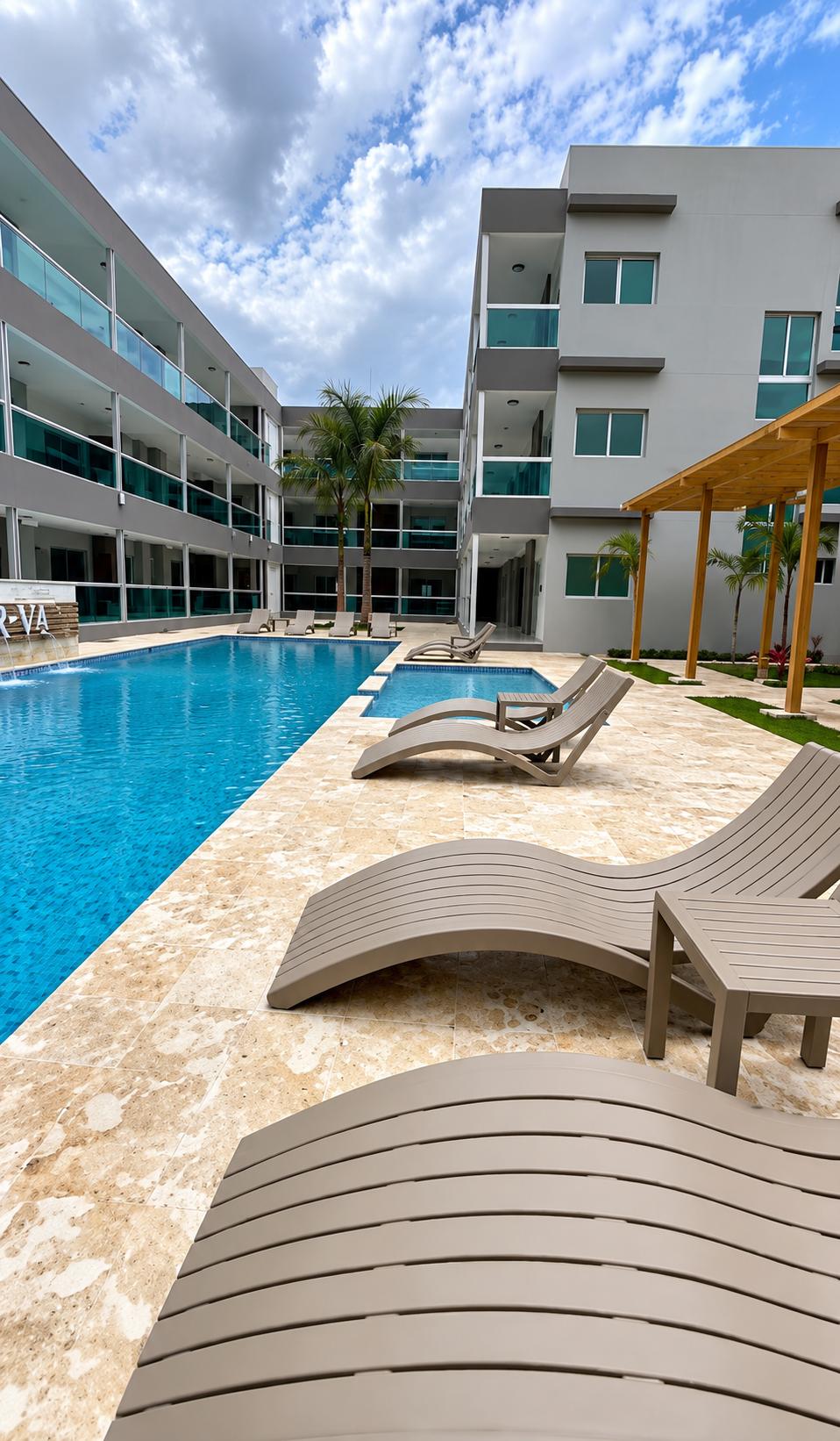 Rento apartamento en brisas de Punta Cana nueva estrenar