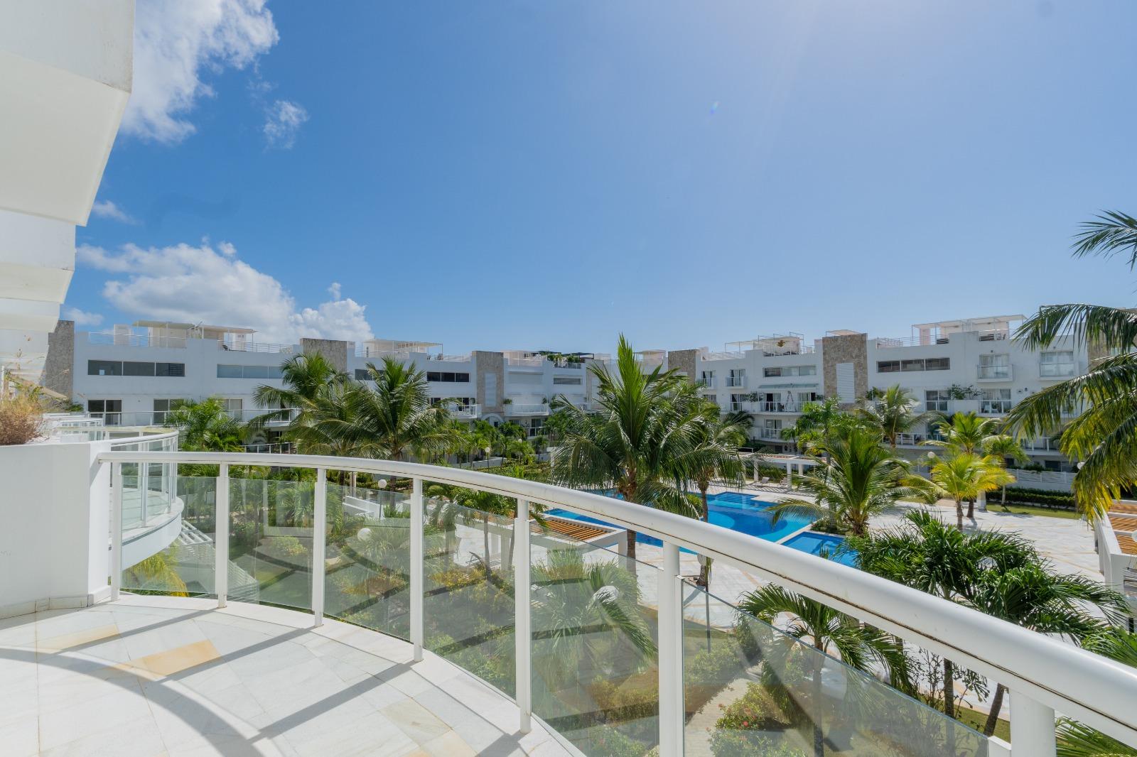 PENTHOUSE EN VENTA EN PLAYA NUEVA ROMANA