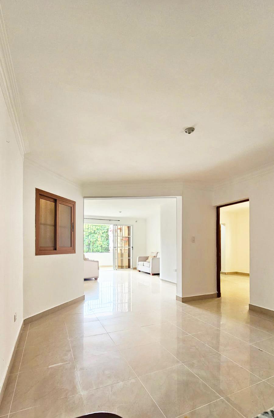 Apartamento de 3 Habitaciones en Venta en El Condado, Don Honorio