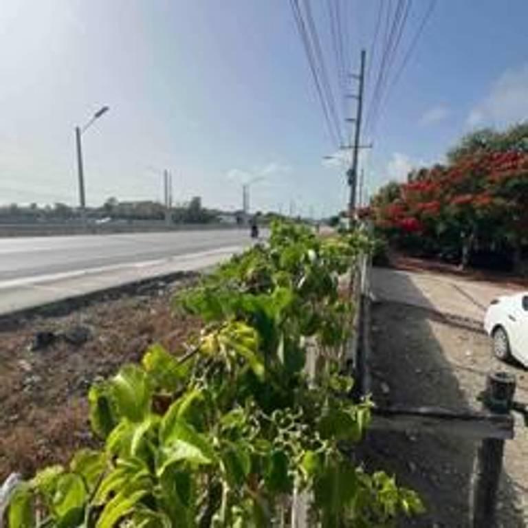 Se vende solar en el Boulevard Turistico Del Este
