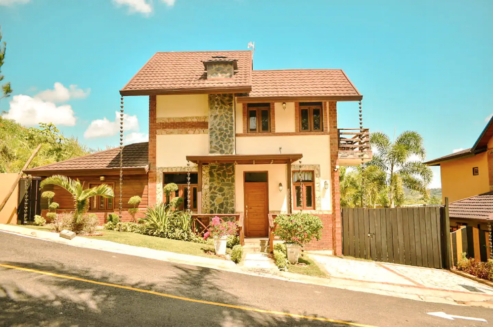 Casa, Jarabacoa Golden Castle Real Estate