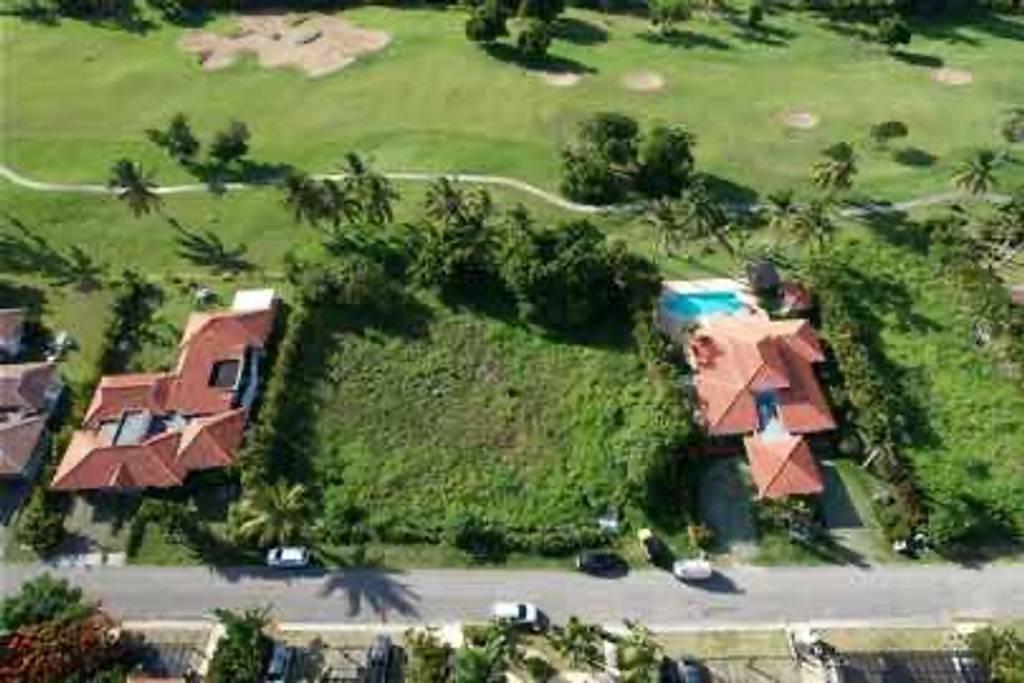 Lot for a Villa in Cocotal / Terreno en Cocotal