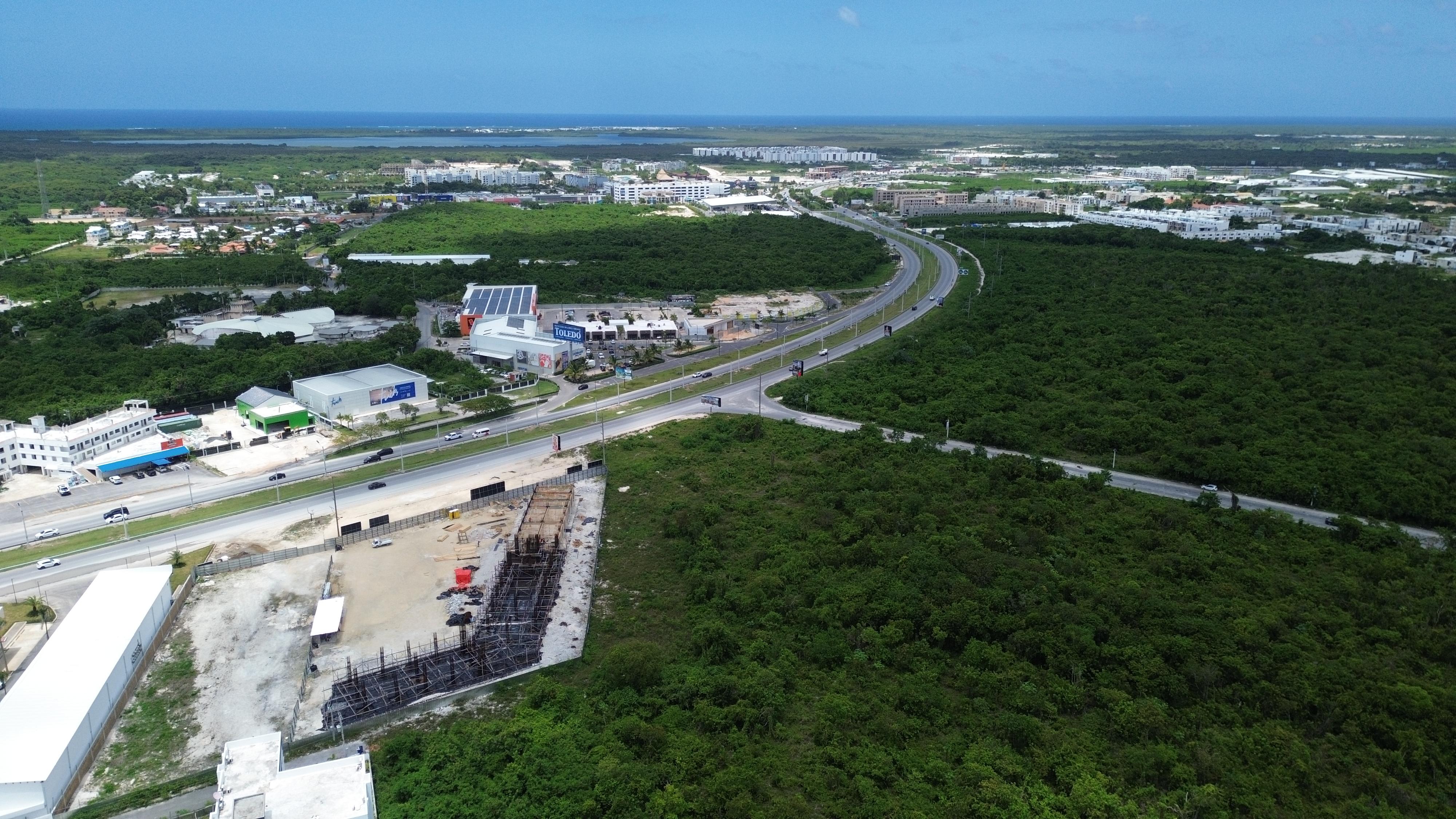 SE VENDE - Terreno en Boulevard Turístico Del Este - 9,754 m2