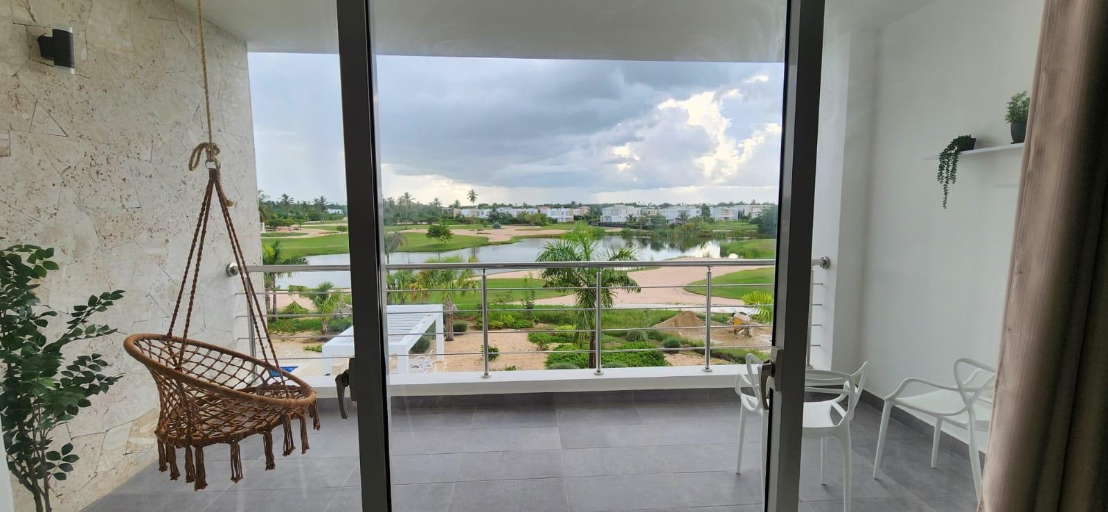 🌿 Acogedor apartamento amueblado con vista al lago y campo de golf – Vista Golf II, Playa Nueva Romana 🏡