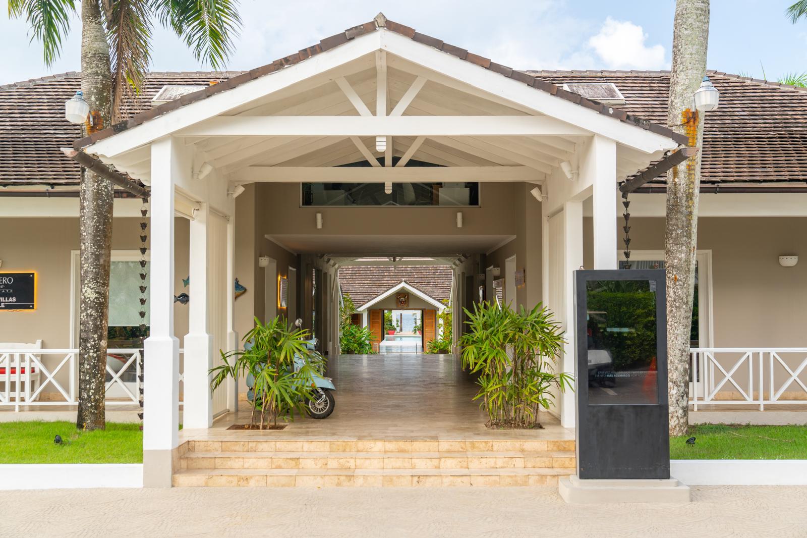 Moderno Apartamento de 2 Habitaciones en Comunidad Exclusiva con Casa Club – Dominicus Bayahibe