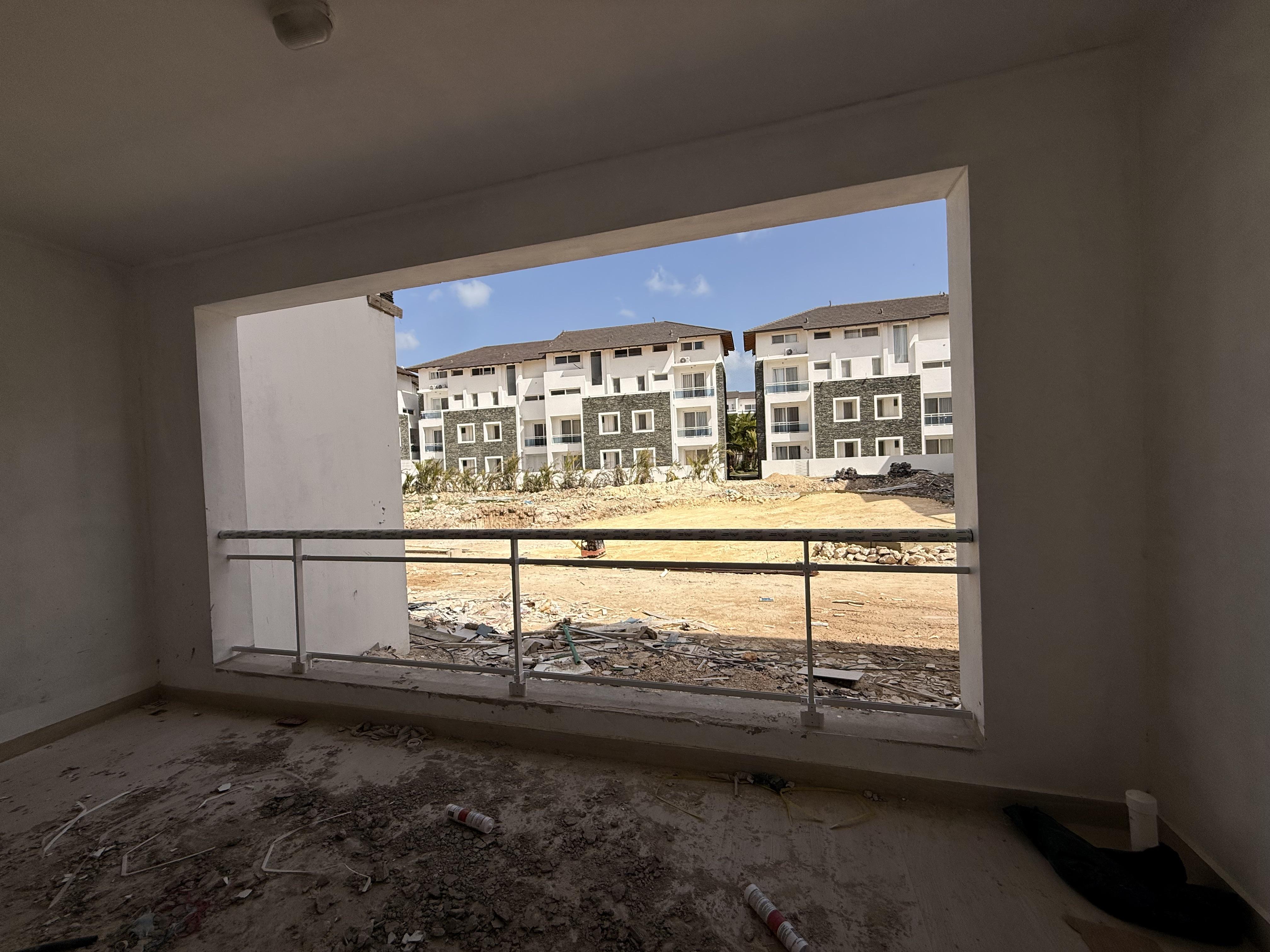 Apartamento de 1 dormitorio 80 m2 planta baja con pequeño patio