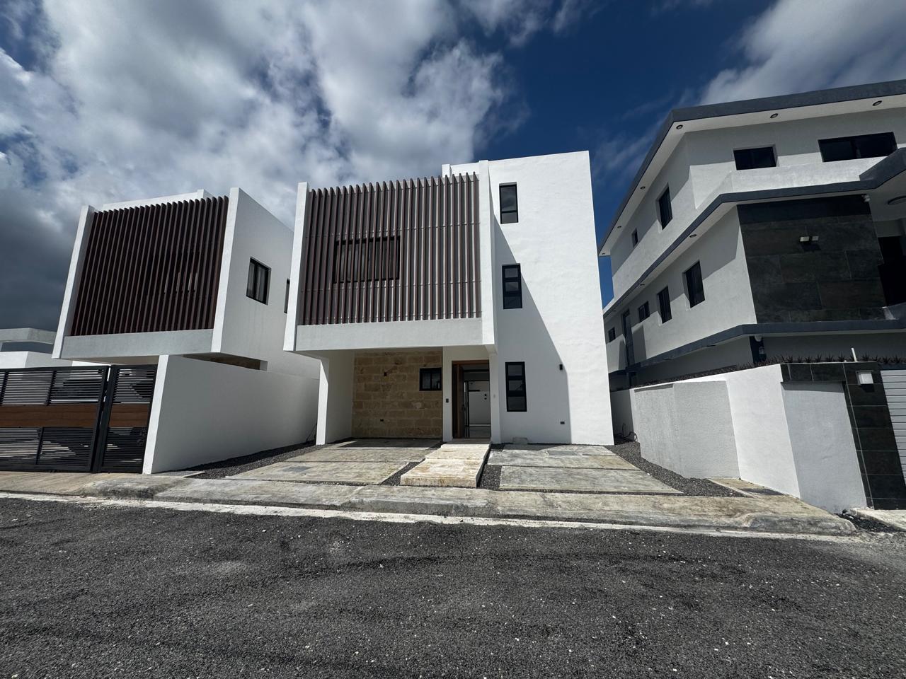 Punta Cana Bávaro: Tu Oportunidad de Invertir en Villas de Prestigio