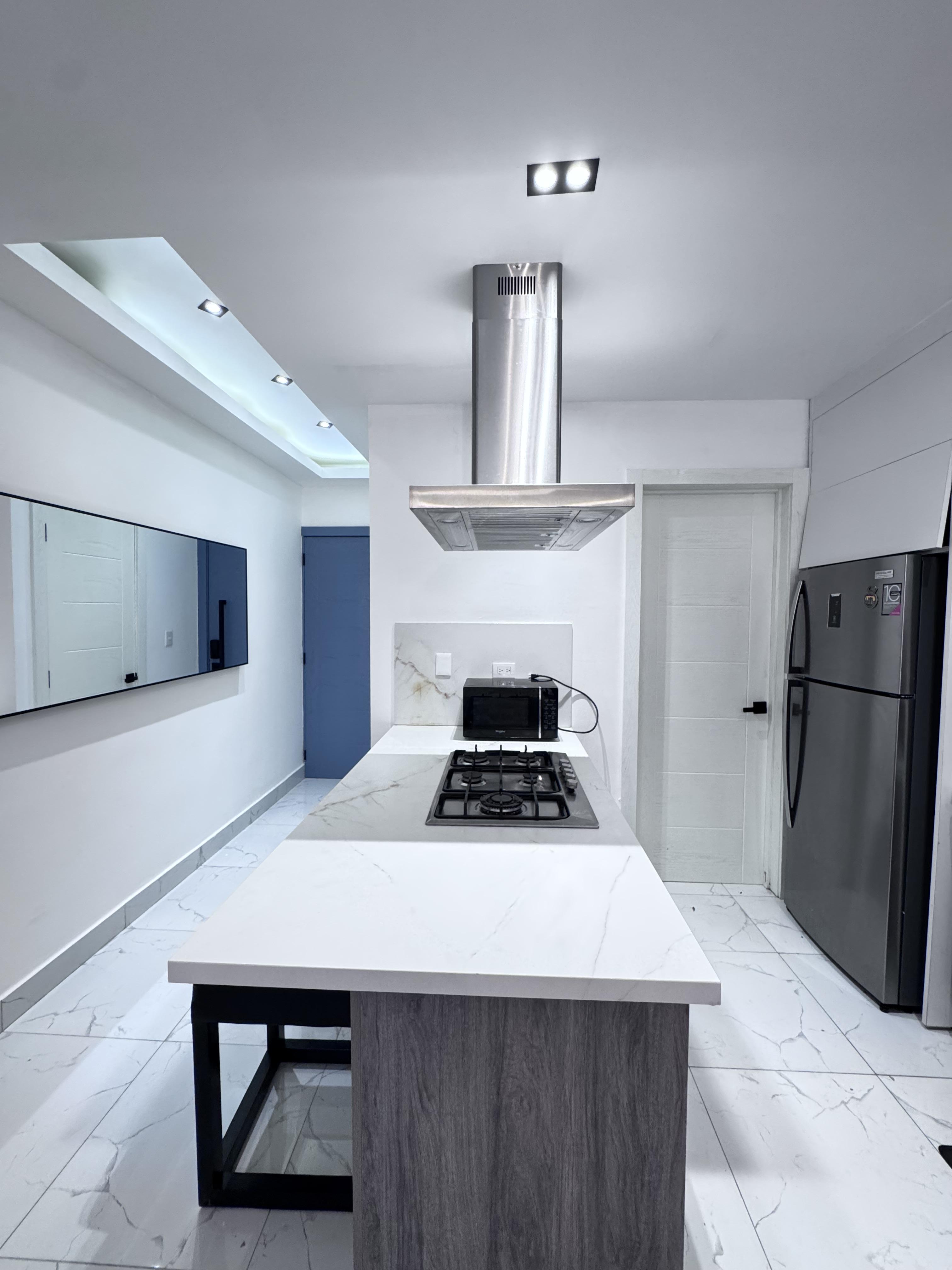 Apartment en Evaristo Morales (6713)