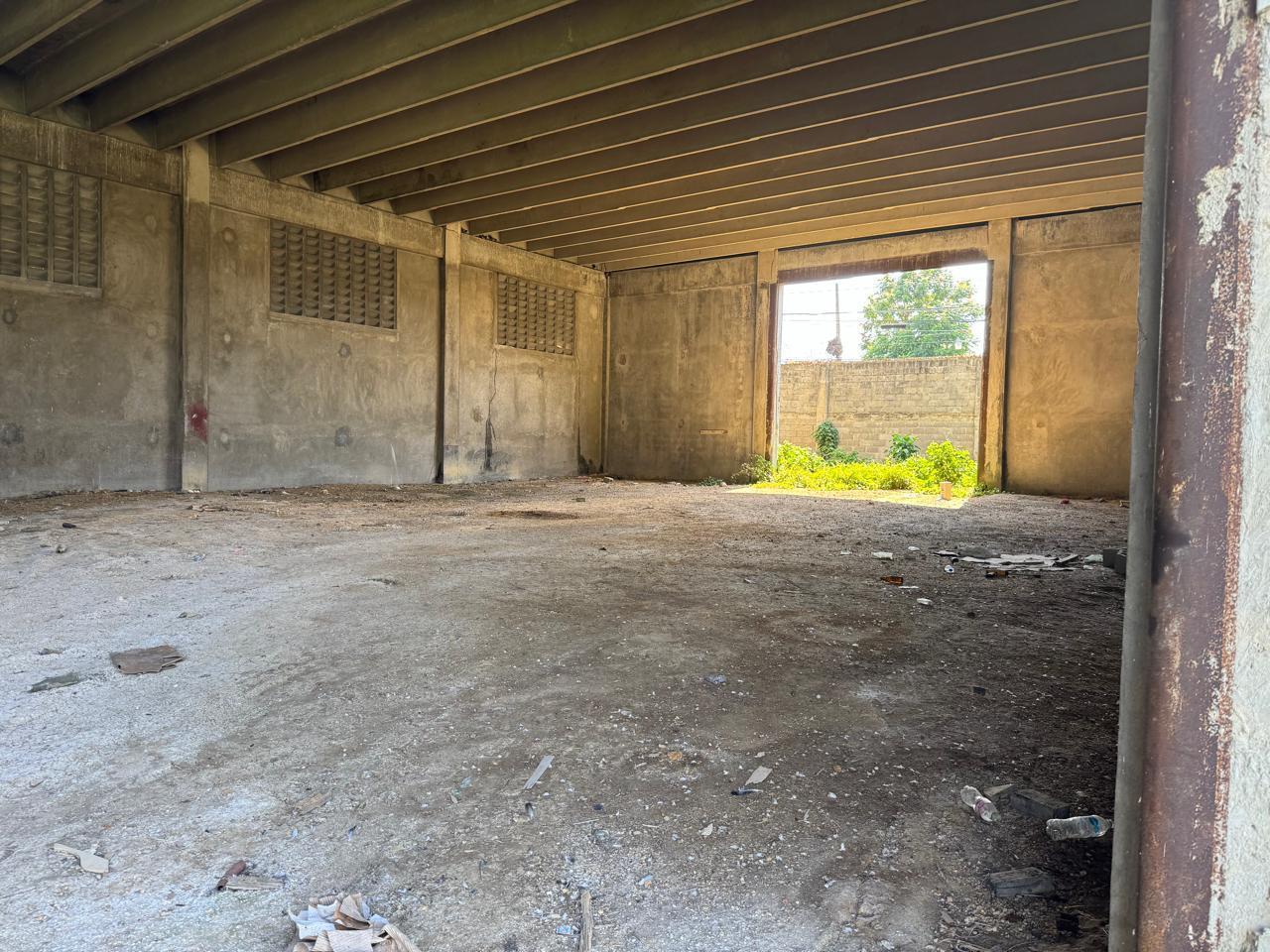 Nave Industrial | Ubicación Estratégica en Santo Domingo Este