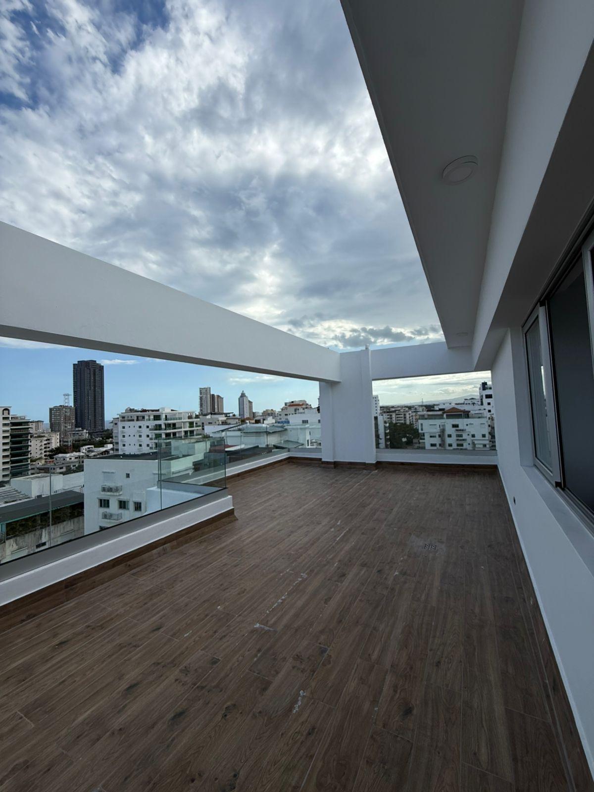Urbanización Real, vendo apartamento en piso alto