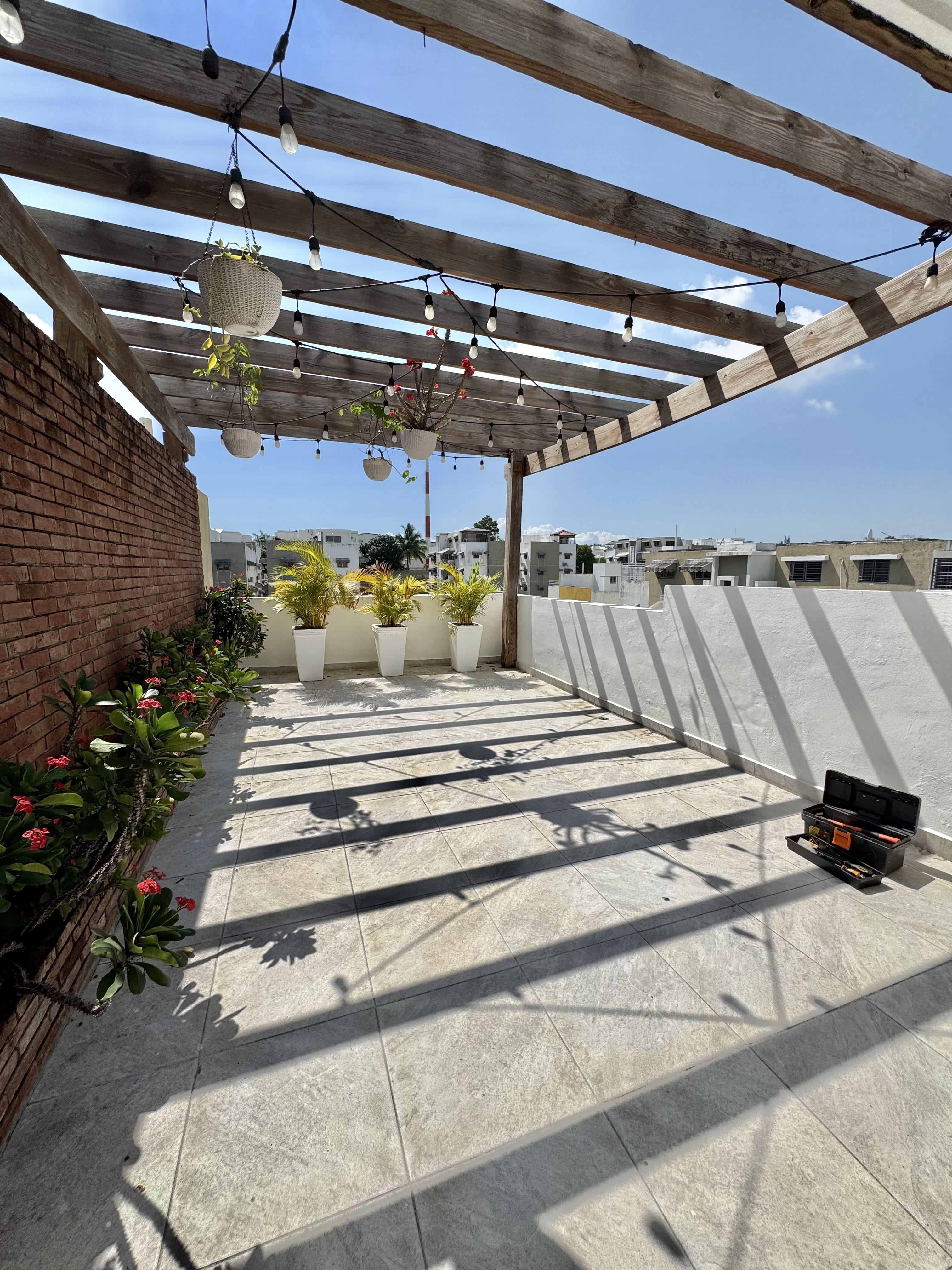 3 Habs. + Terraza Privada | Alameda