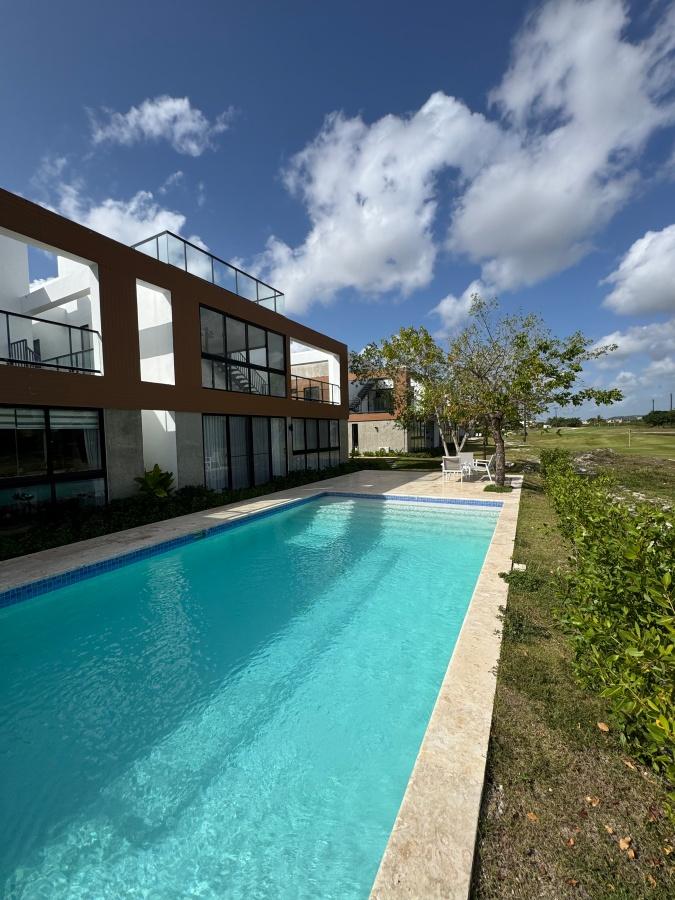 🏌️ Penthouse for Sale in Vista Cana! 2 🛏 | 2.5 🛁 | 🌅 Golf Course View | 💦 Private Jacuzzi | 🌴 Spacious Terrace Luxury living for only $225,000.