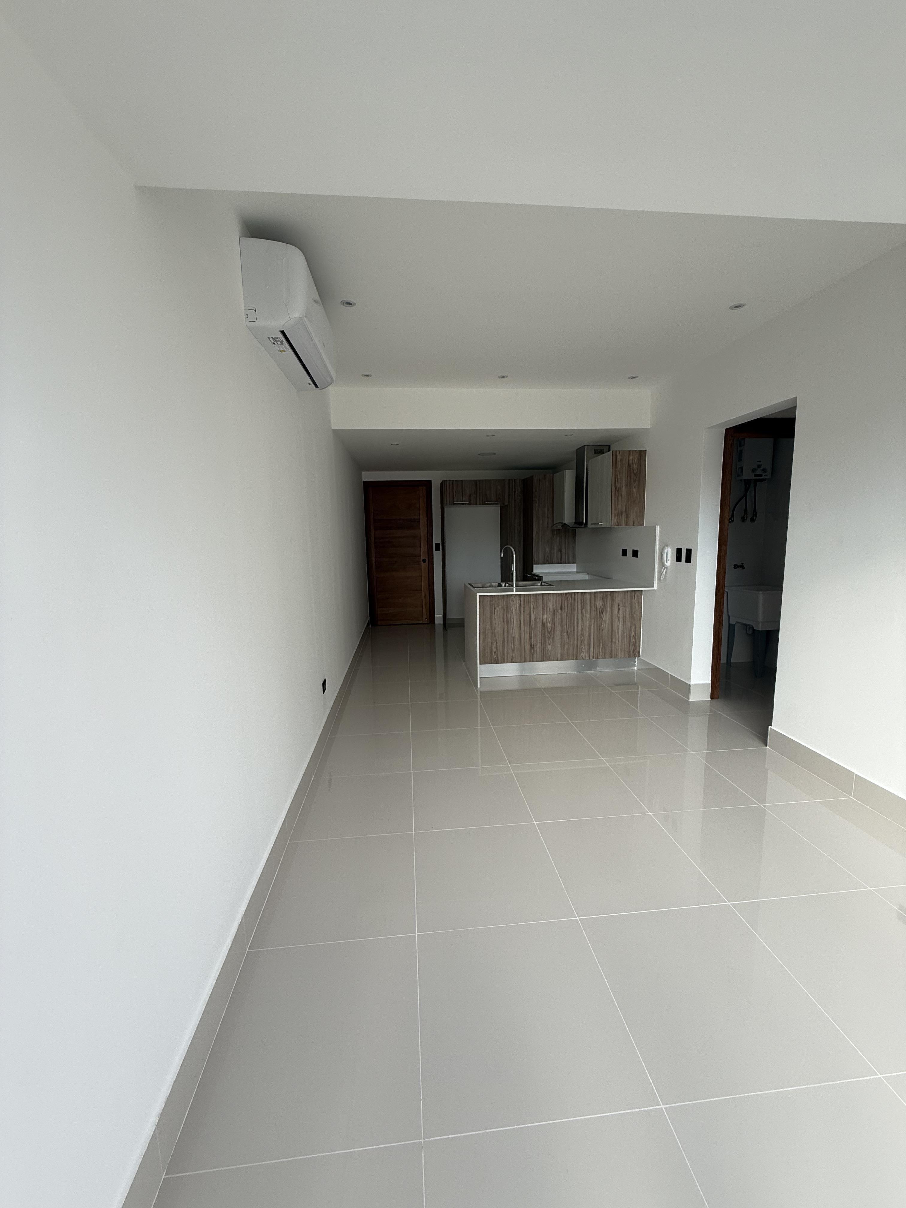 Apartamento de 1 Habitación en Alquiler en Serrallés - US$ 1,000