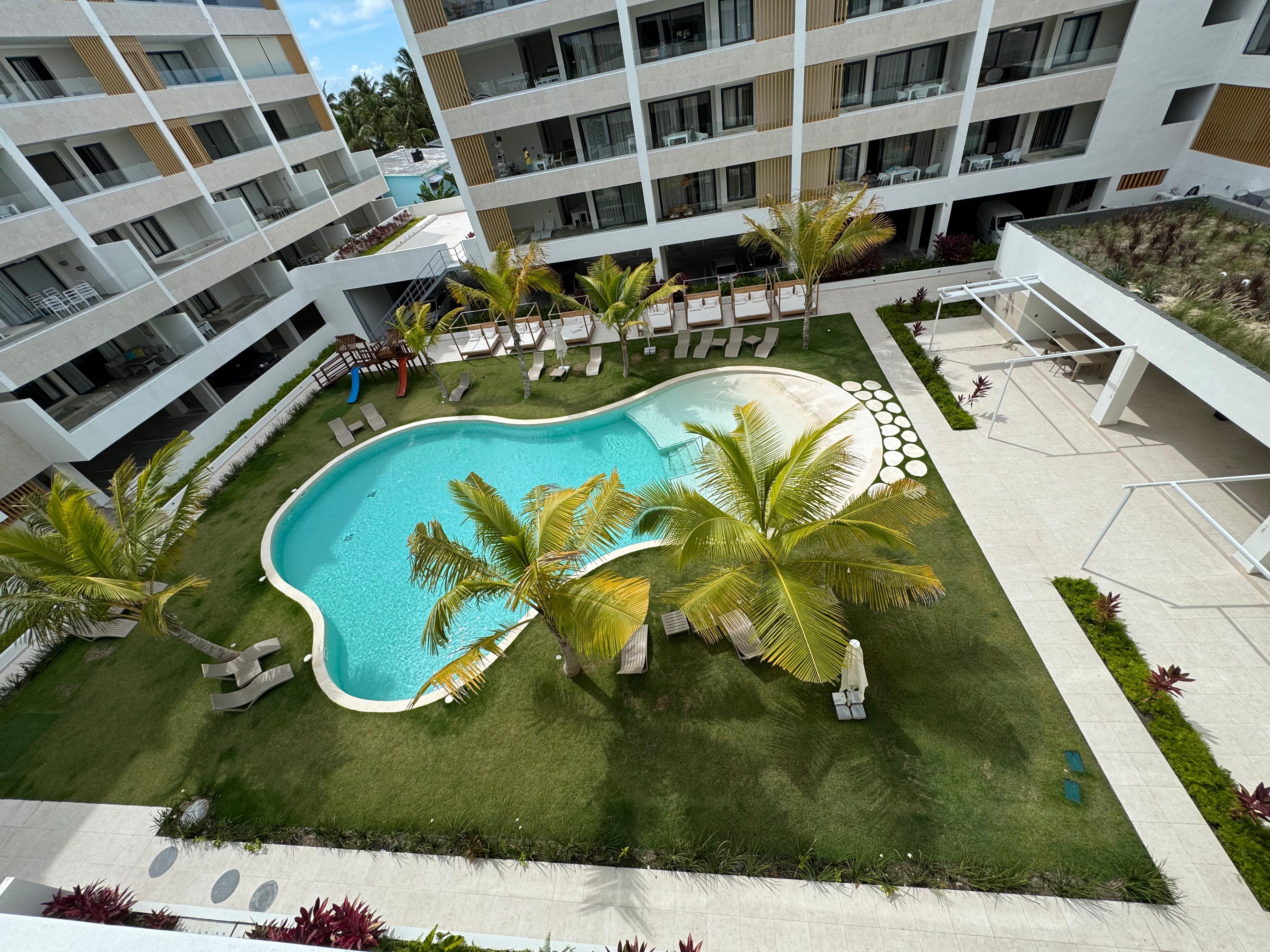 Punta Cana- Corales PH de 3 habitaciones a pasos de la playa