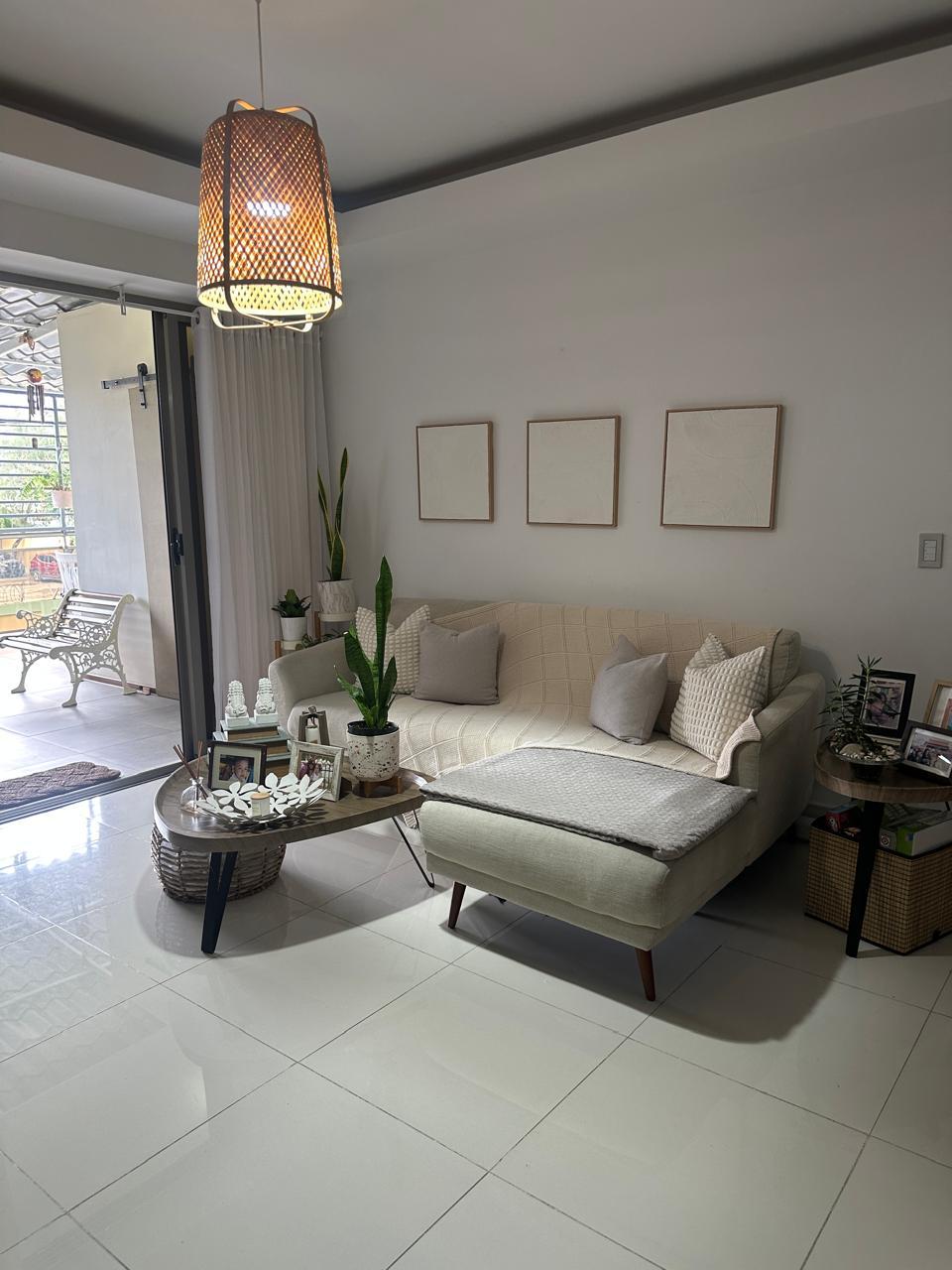 Apartamento de 3 Hab, segundo nivel con terraza
