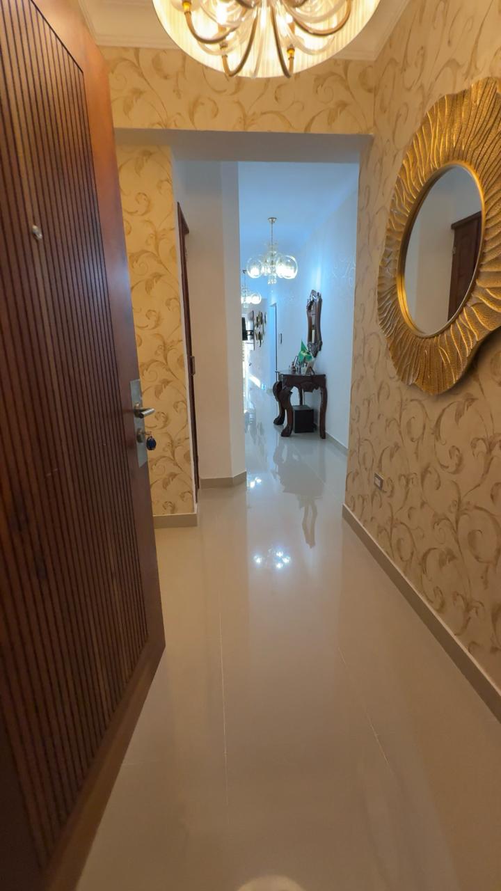 Apartamento Amueblado de 2 Habitaciones en Alquiler en Los Prados - US$ 1,000