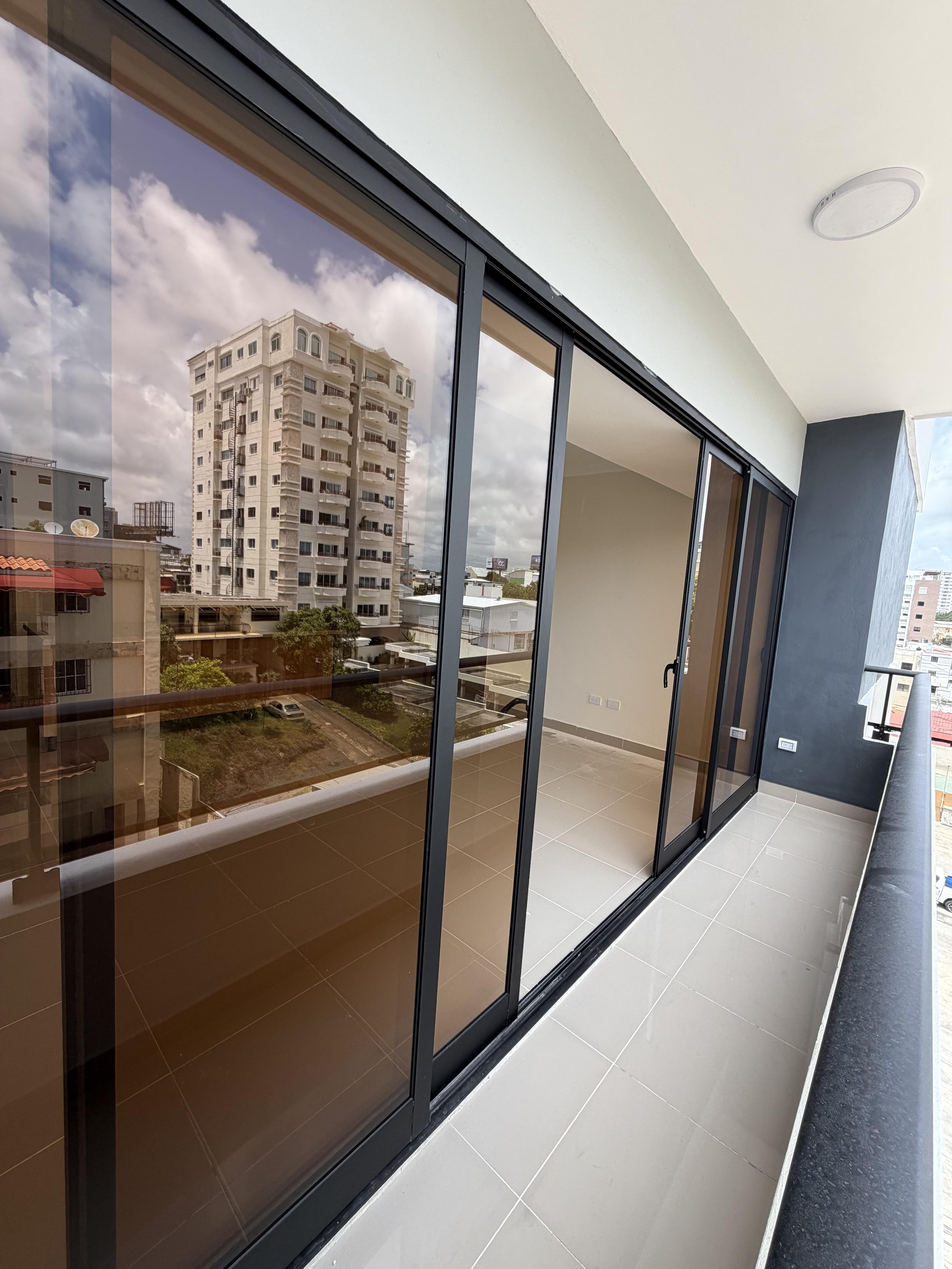Apartamento 2H Nuevo vacío o con línea Blanca