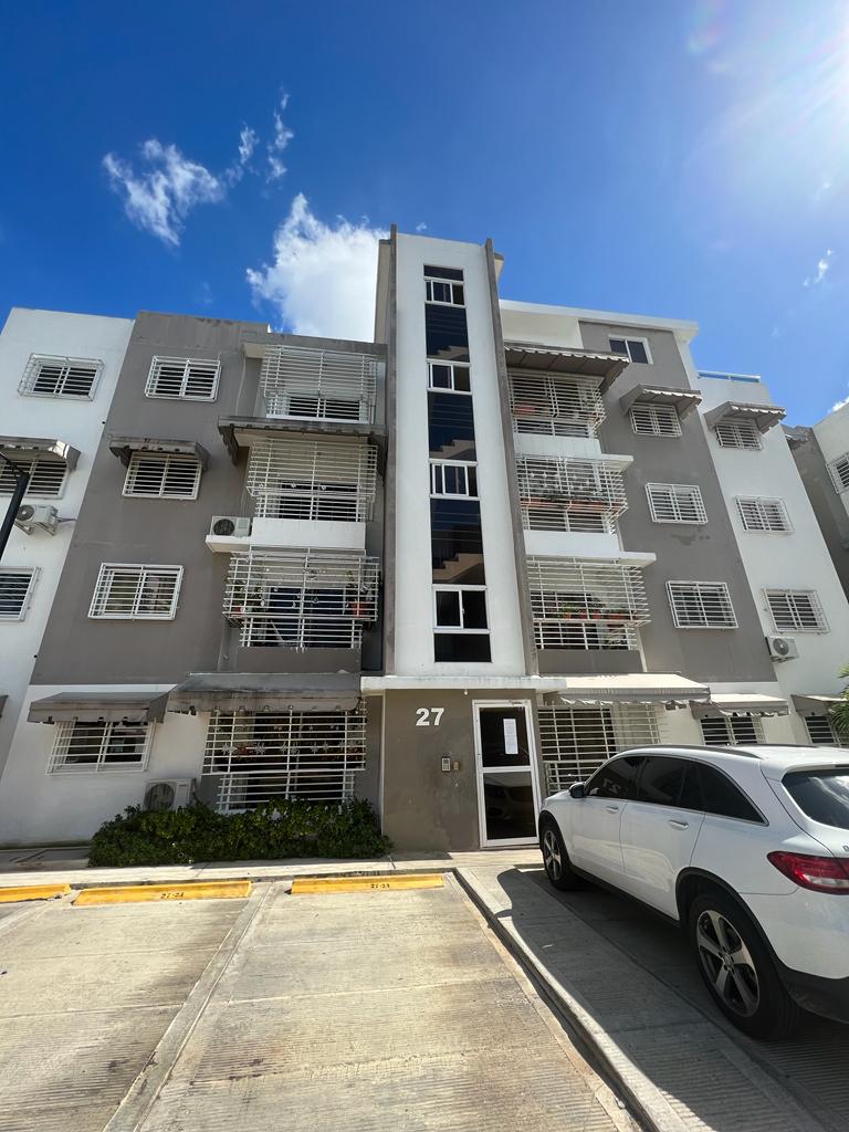 Apartamento de oportunidad en Alameda de 3 habitaciones con terraza en ultimo nivel