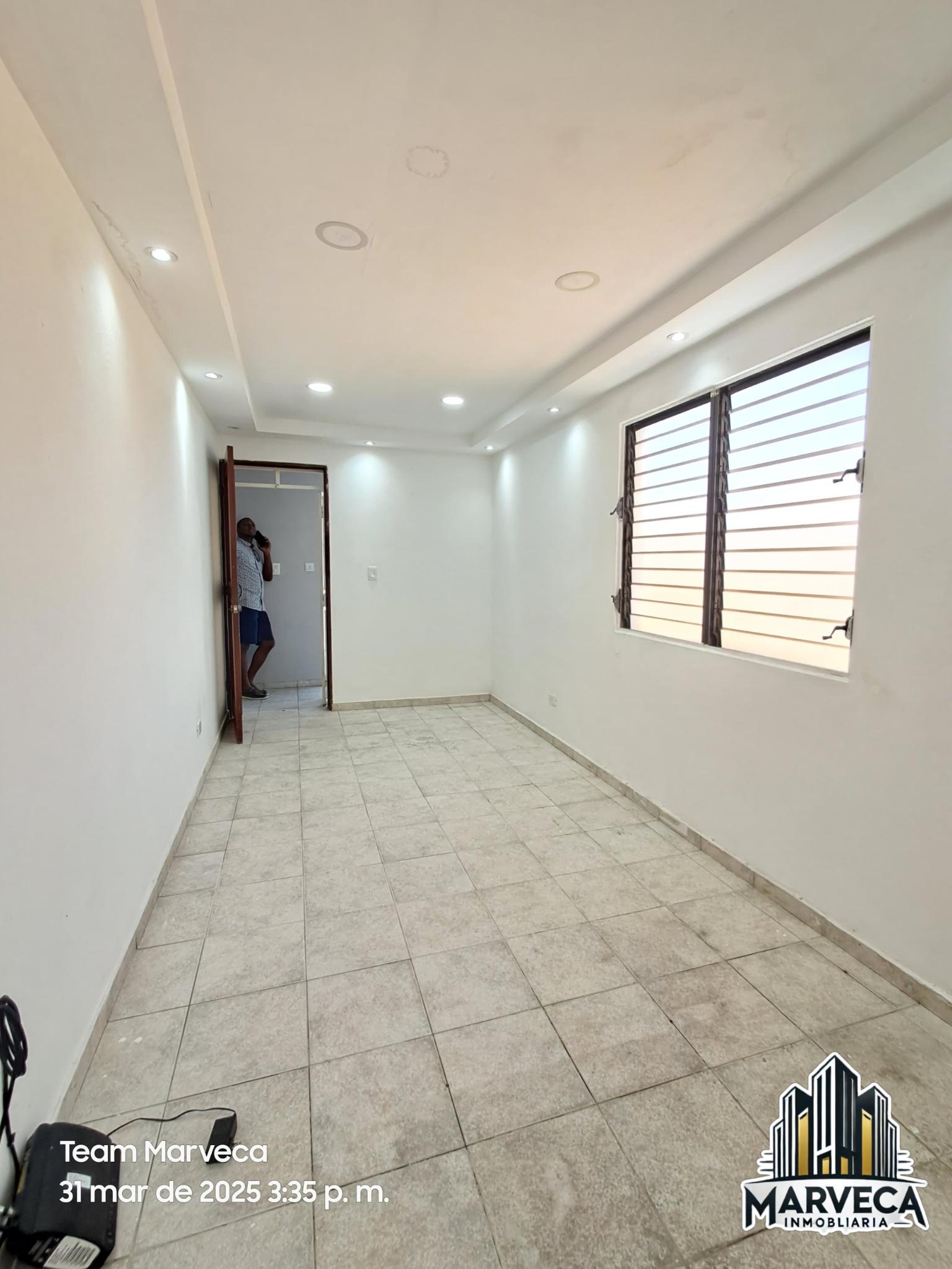 Buen local de 3er nivel, Av. San Vicente!!! RD$16,000!!!