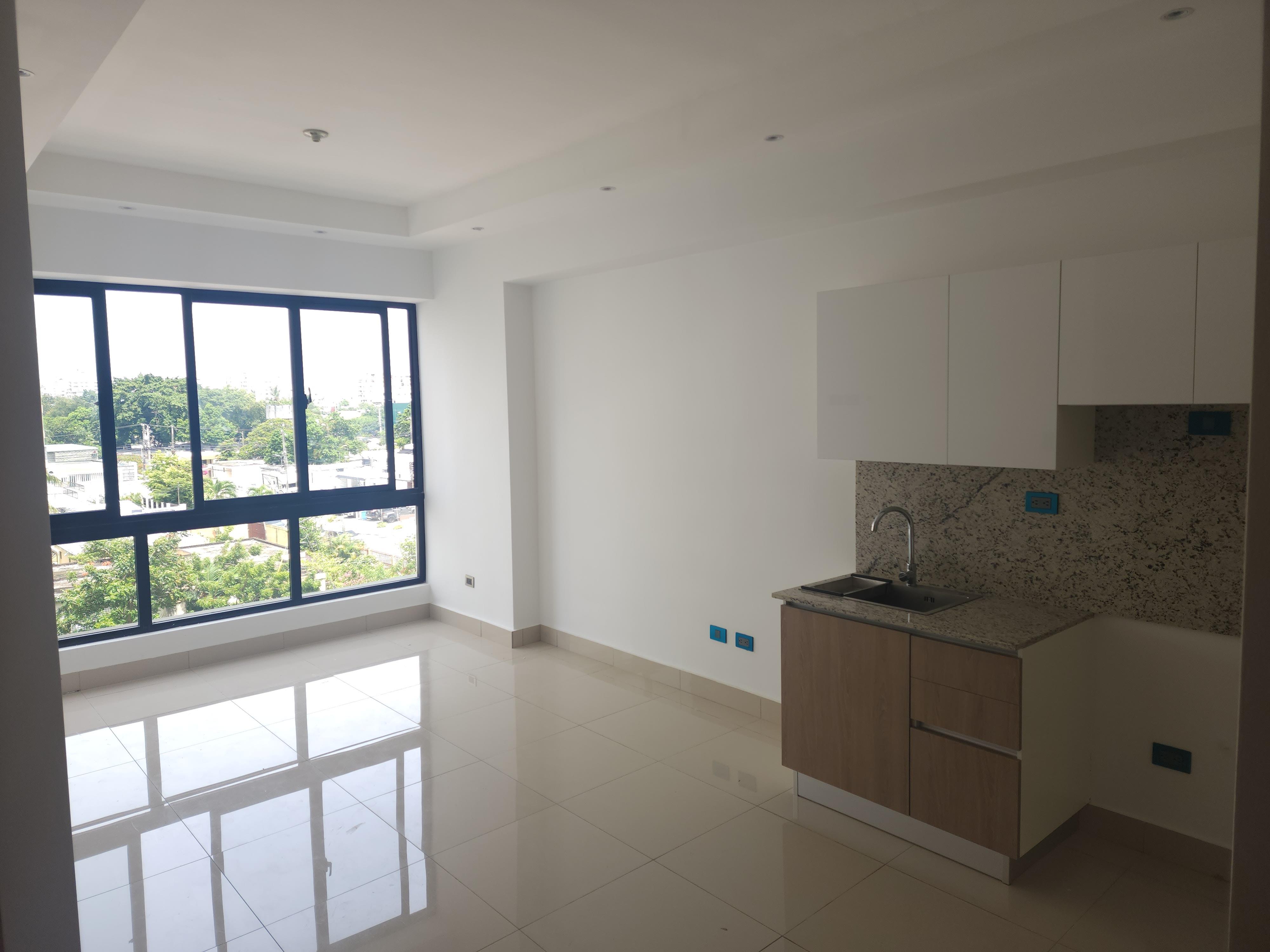 ¡Apartamento Moderno en Renacimiento con Vistas a la Ciudad!