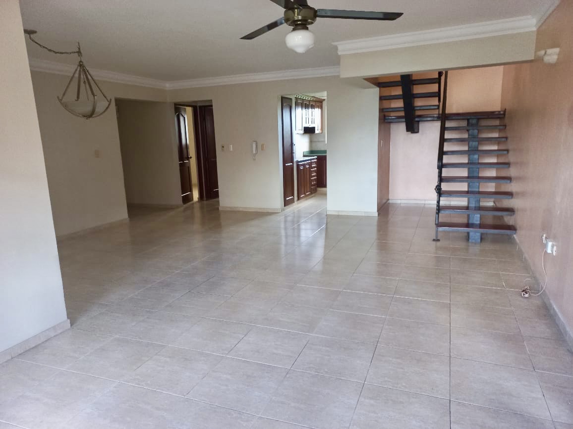 Apartamento Clásico en Gazcue📍